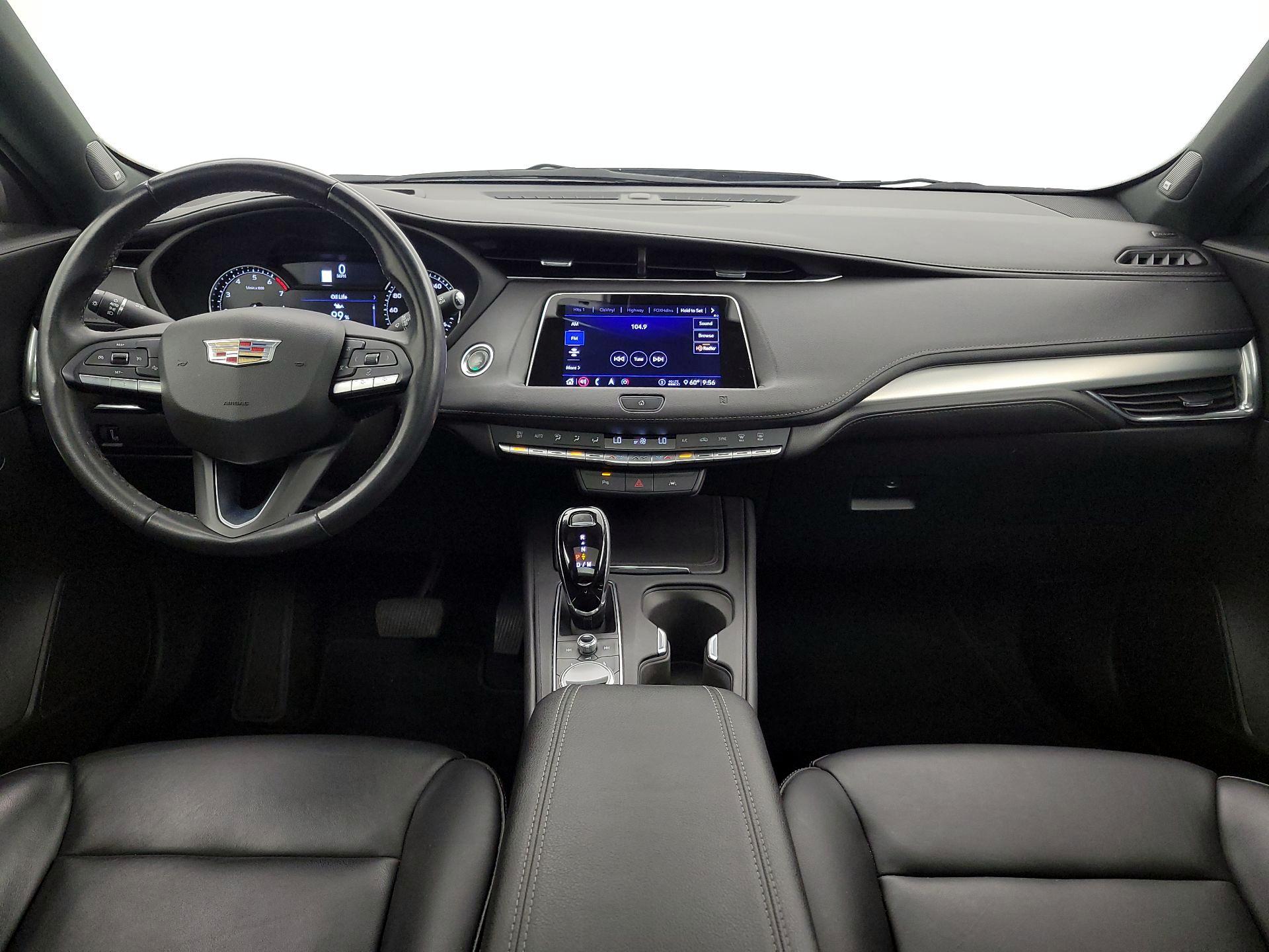 Thumbnail: 2020 Cadillac XT4 - 9