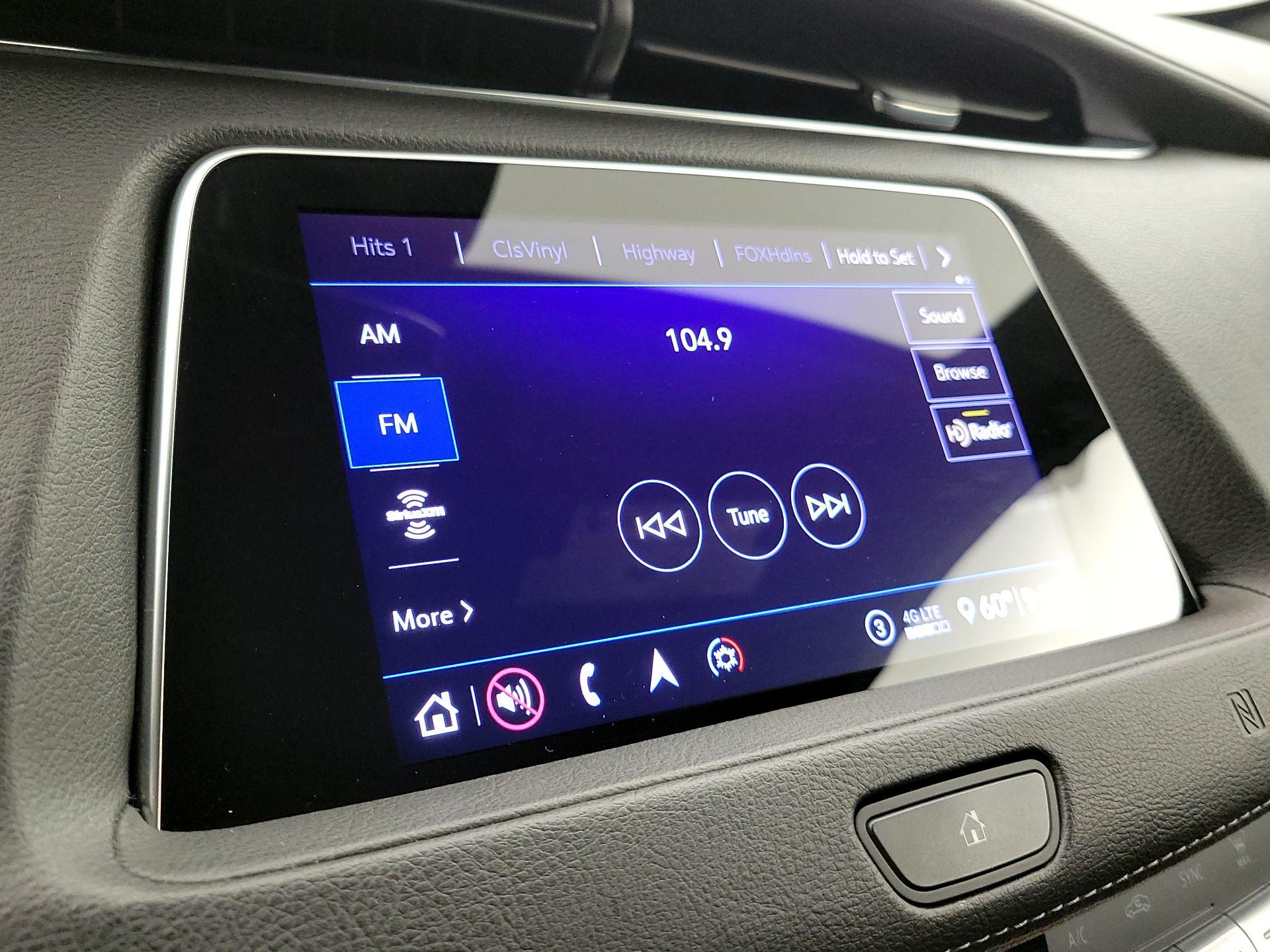Thumbnail: 2020 Cadillac XT4 - 15