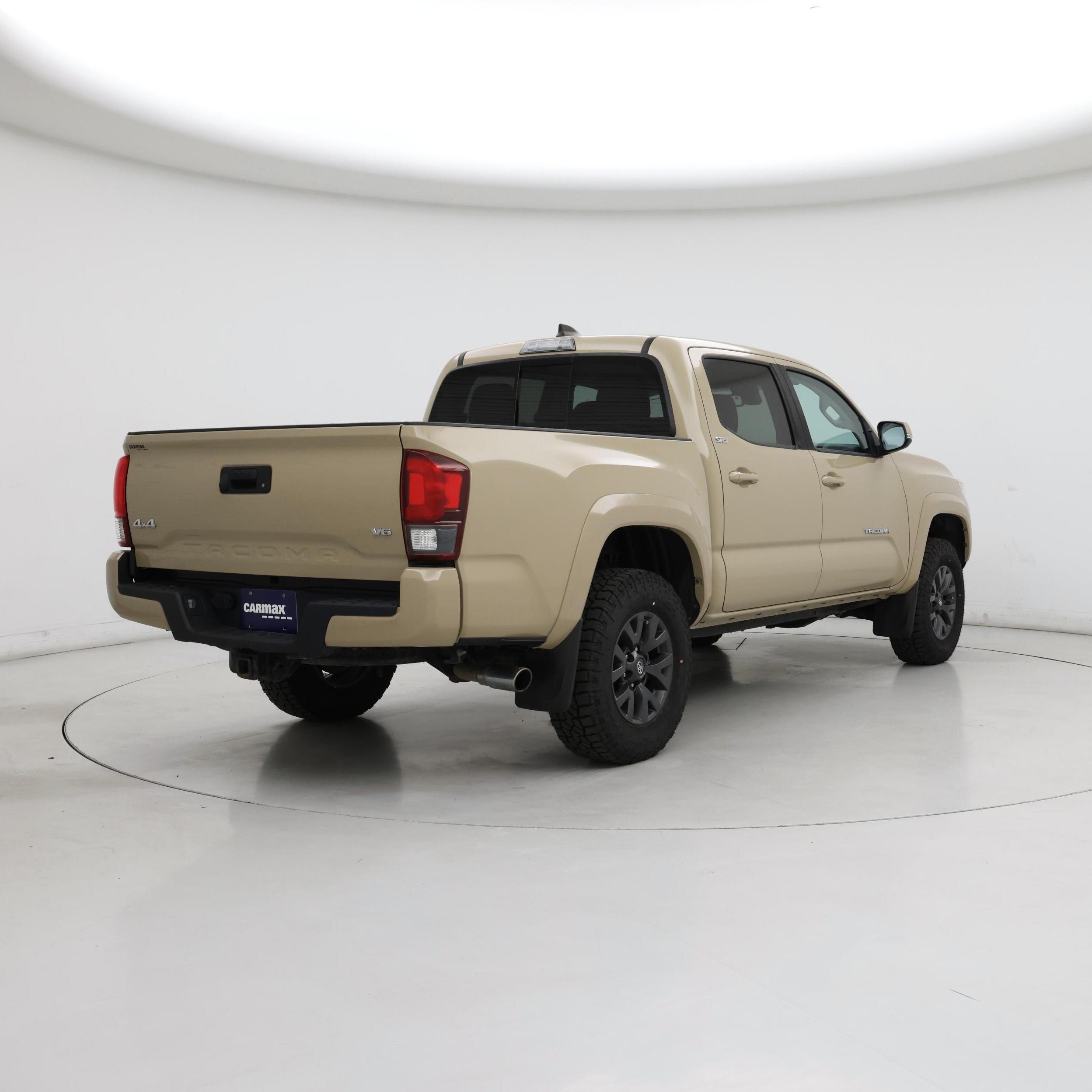 Thumbnail: 2020 Toyota Tacoma - 8