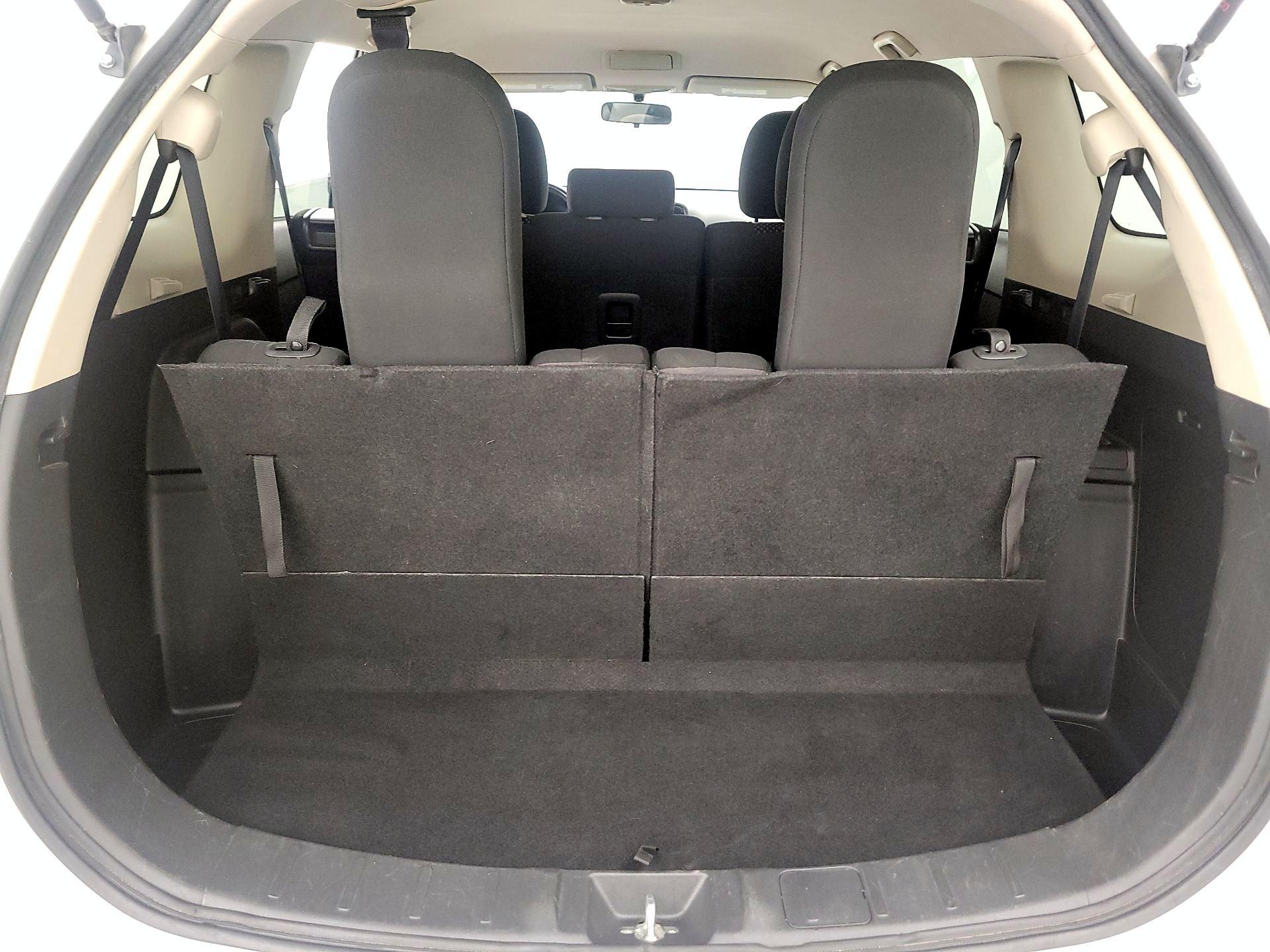 Thumbnail: 2016 Mitsubishi Outlander - 20