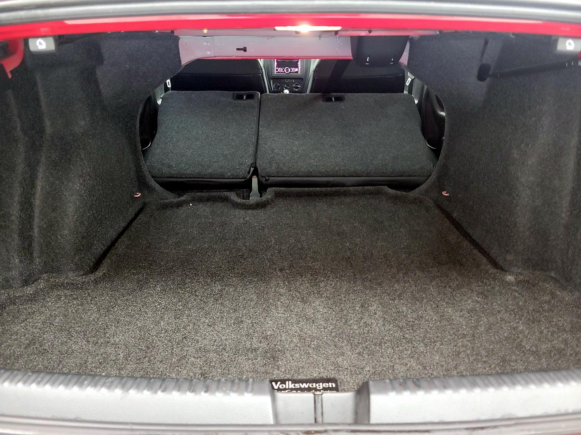 Thumbnail: 2014 Volkswagen Jetta - 19