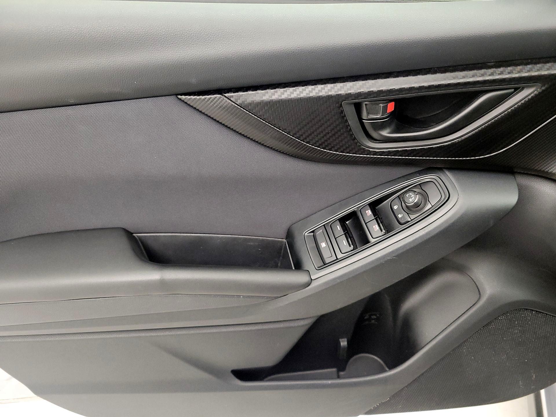 Thumbnail: 2019 Subaru Crosstrek - 12