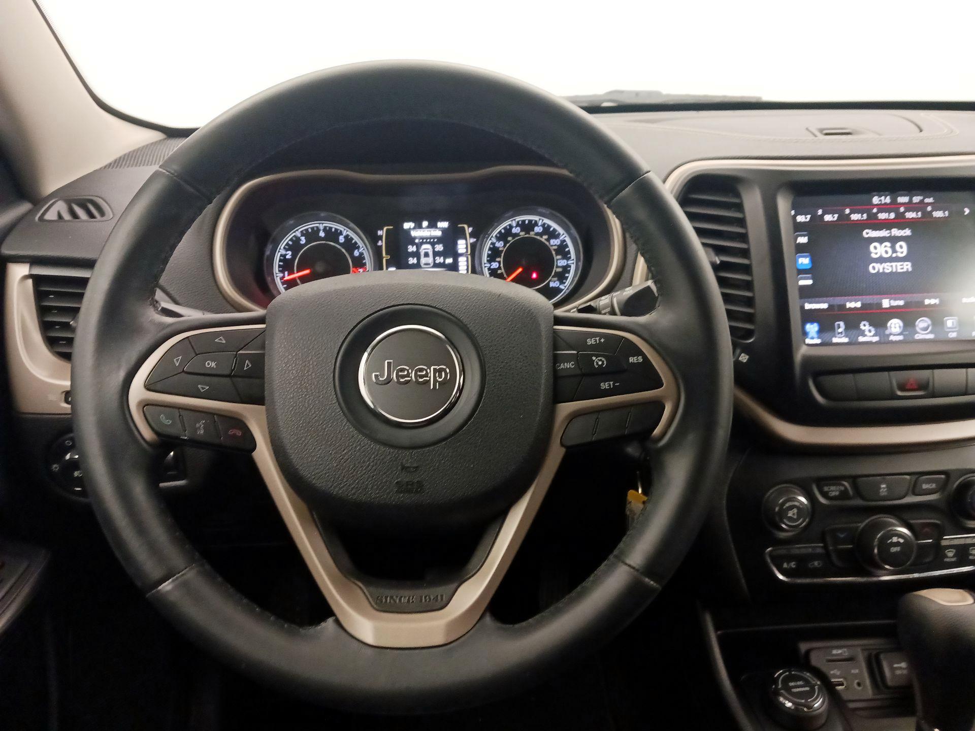 Thumbnail: 2014 Jeep Cherokee - 10