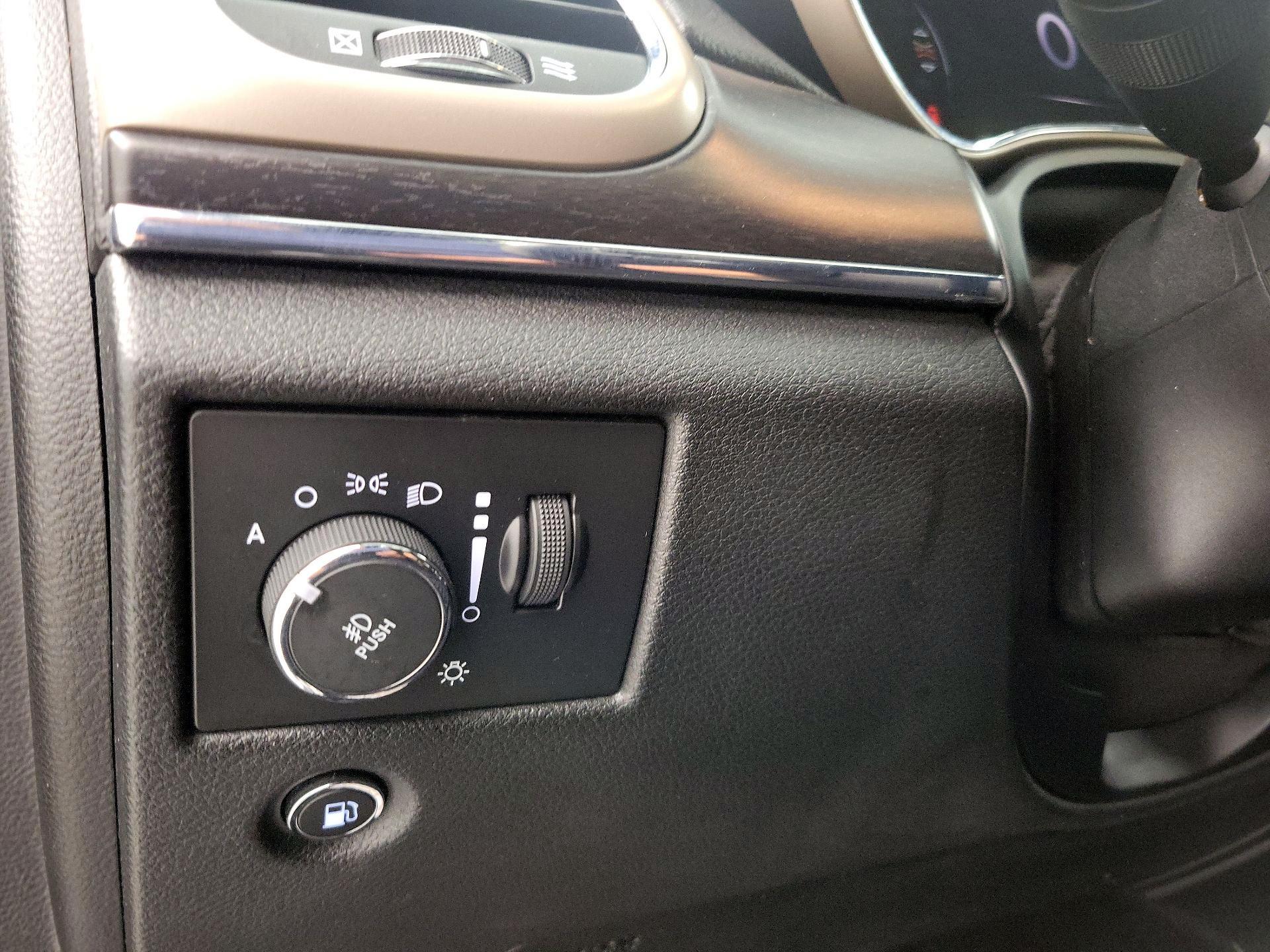 Thumbnail: 2014 Jeep Grand Cherokee - 13
