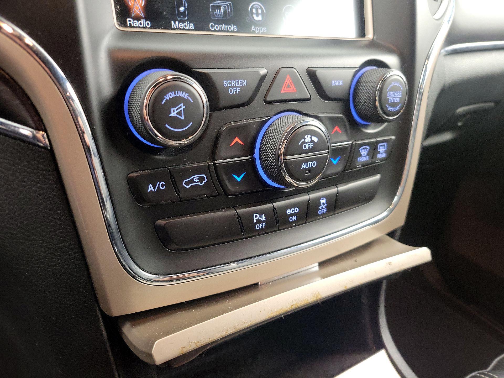 Thumbnail: 2014 Jeep Grand Cherokee - 17
