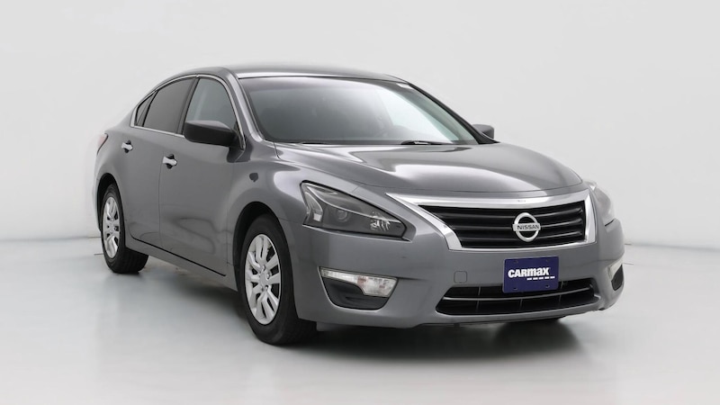 2014 Nissan Altima S Hero Image