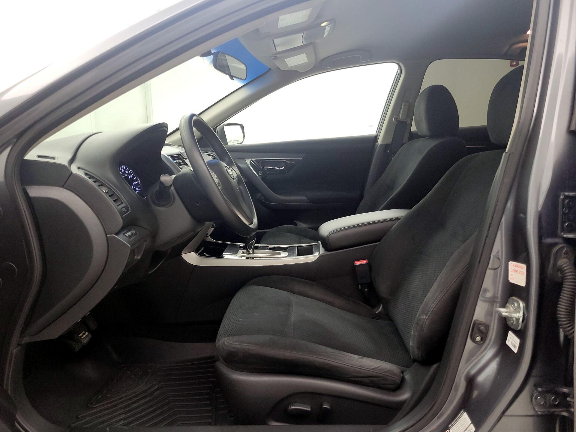 Thumbnail: 2014 Nissan Altima - 11