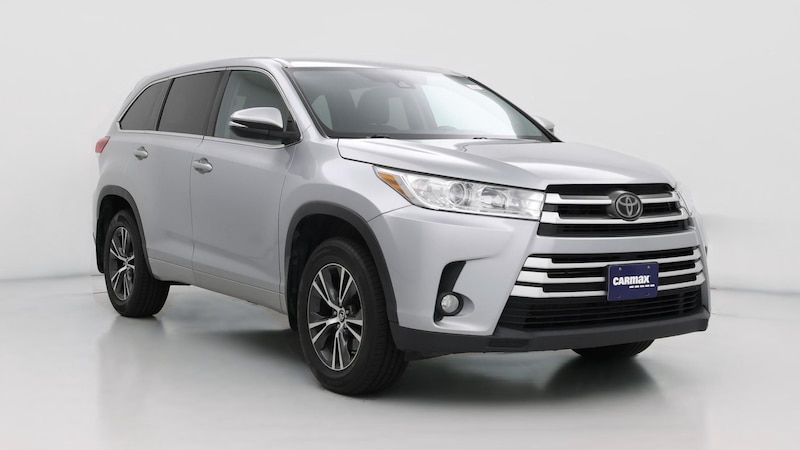 2017 Toyota Highlander Plus Hero Image