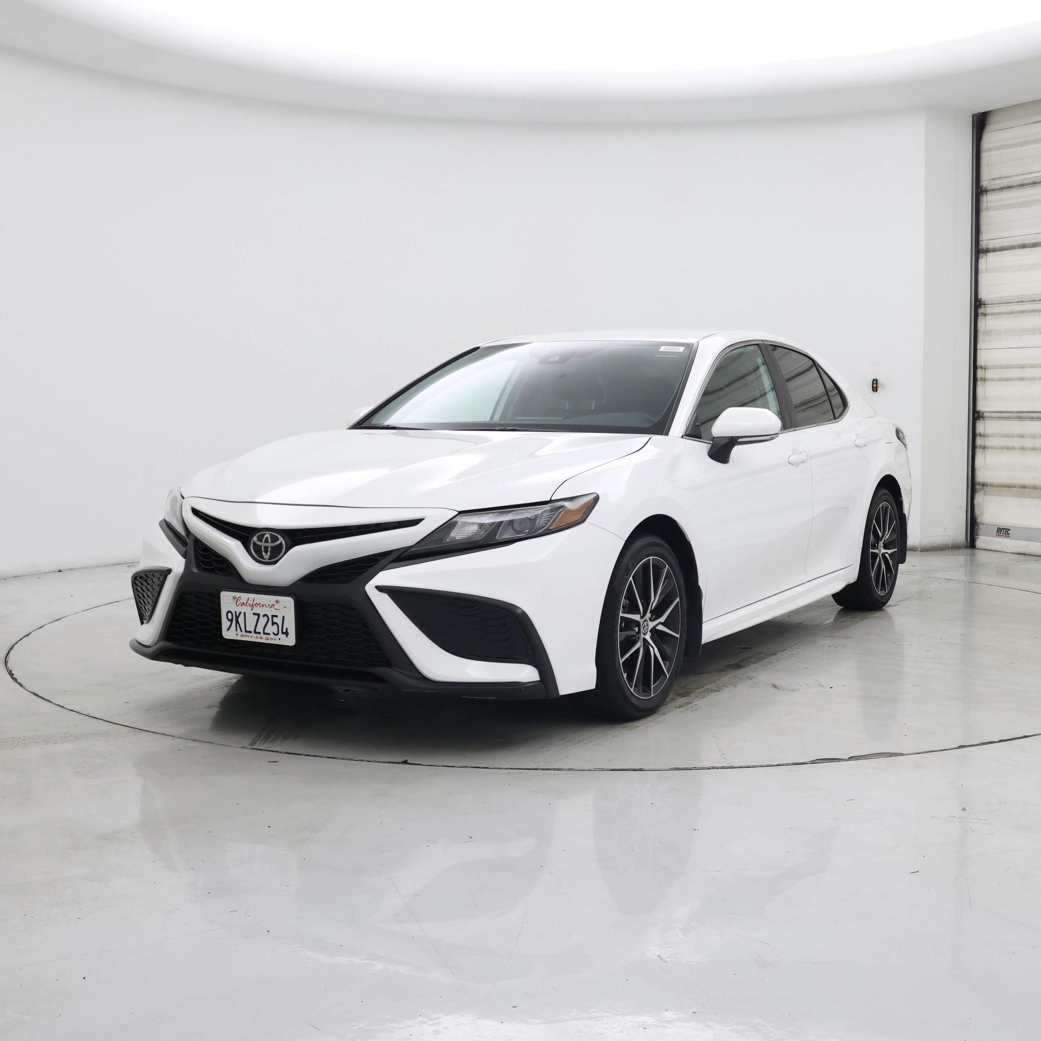 Thumbnail: 2024 Toyota Camry - 4