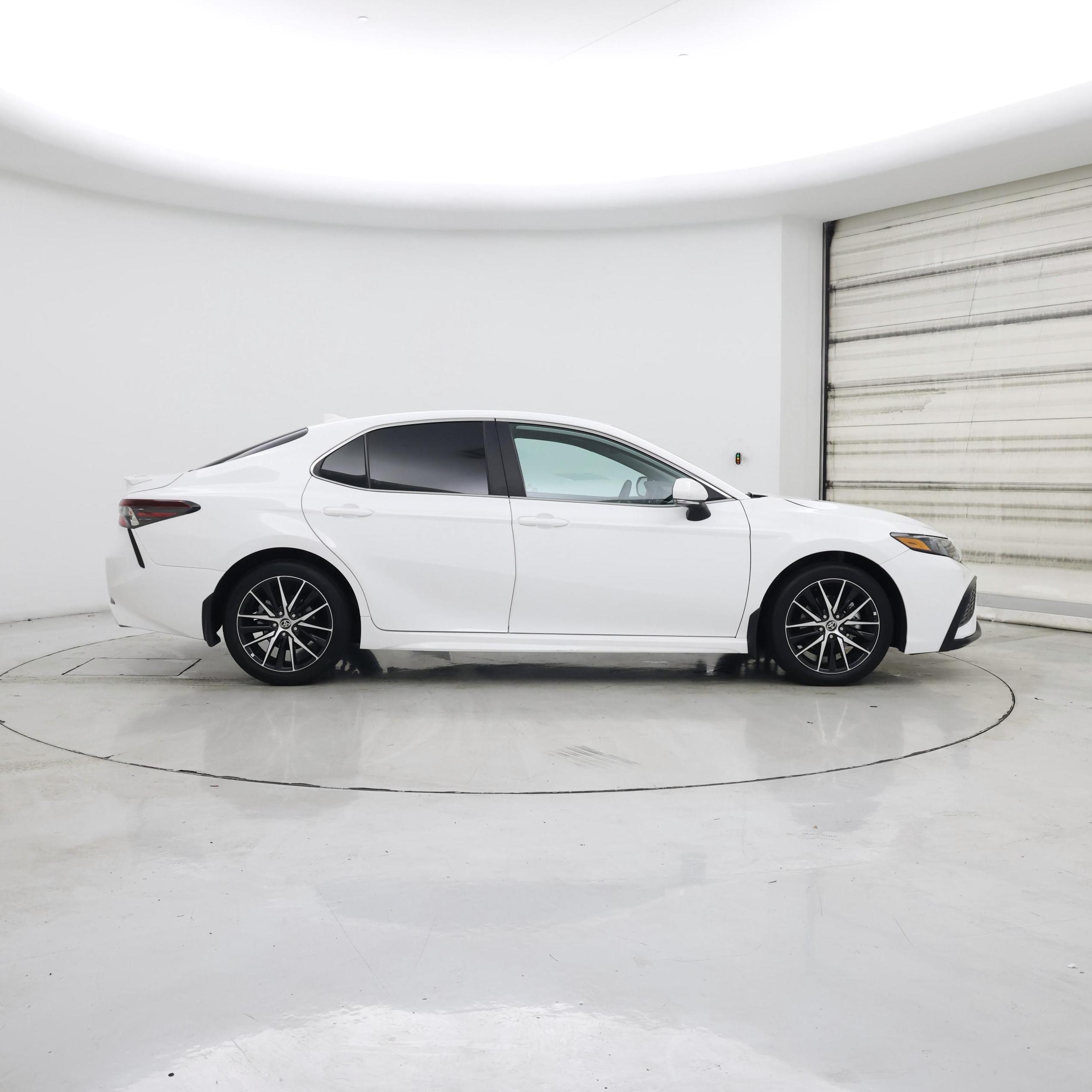 Thumbnail: 2024 Toyota Camry - 7