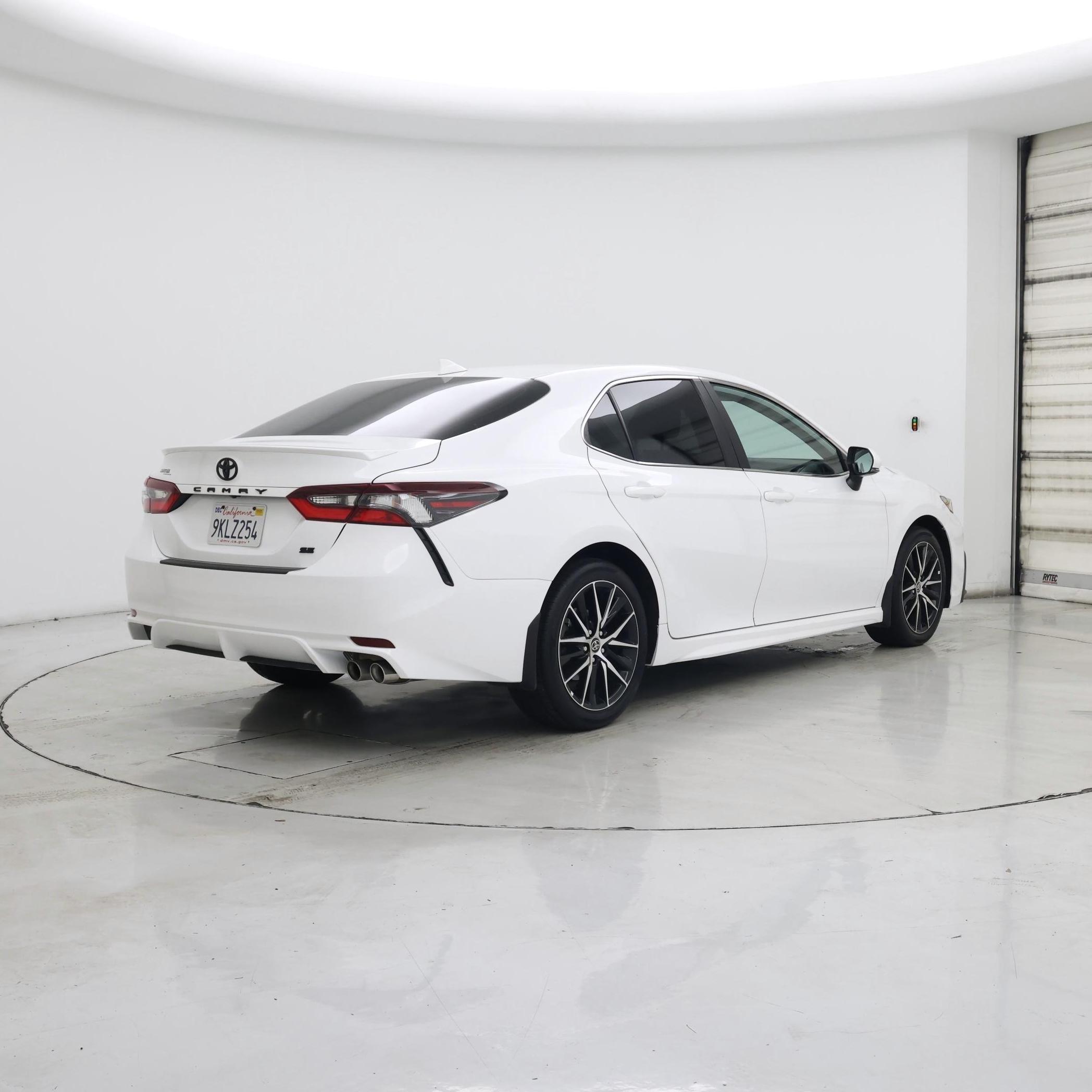 Thumbnail: 2024 Toyota Camry - 8