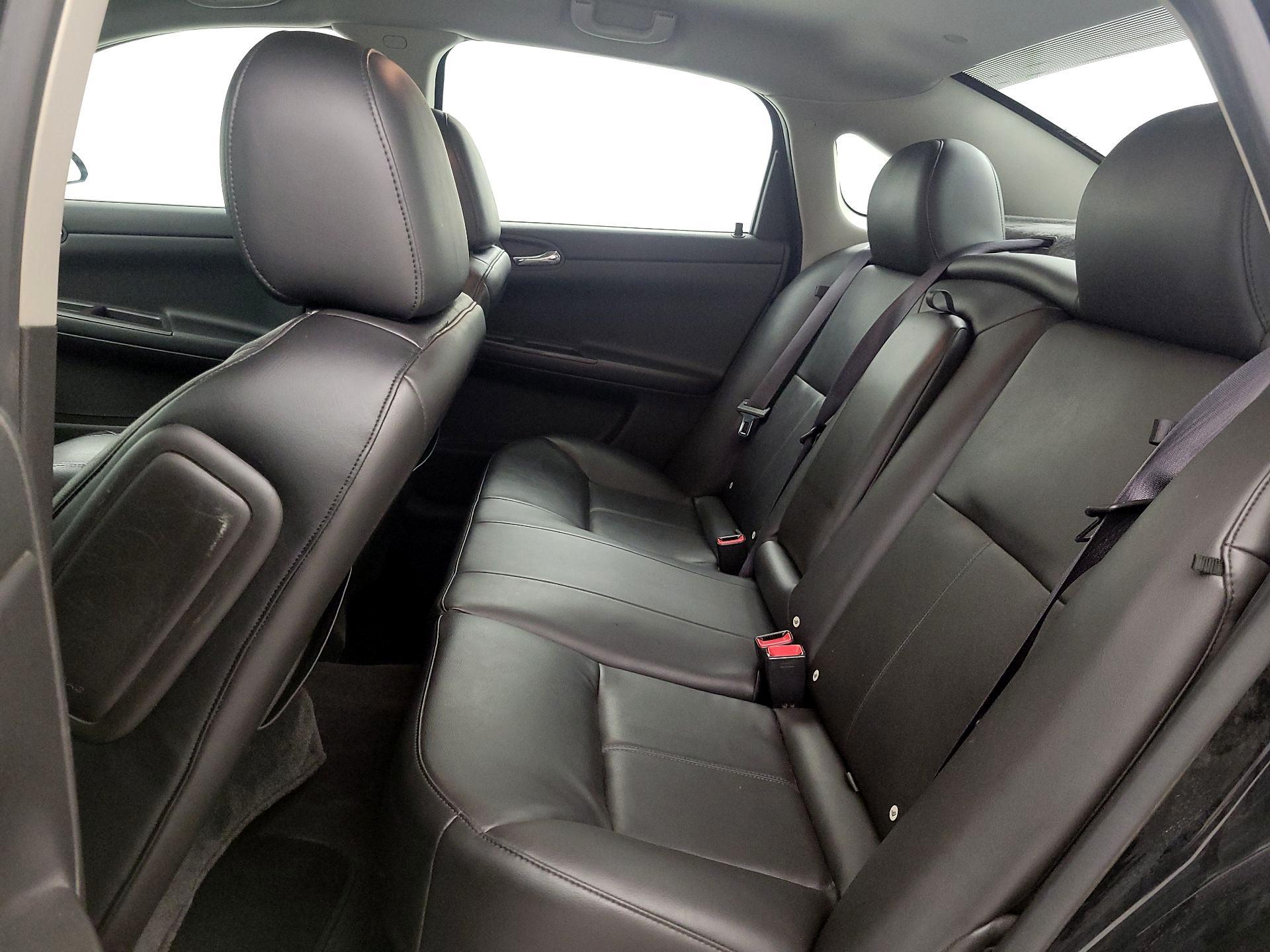 Thumbnail: 2016 Chevrolet Impala - 18