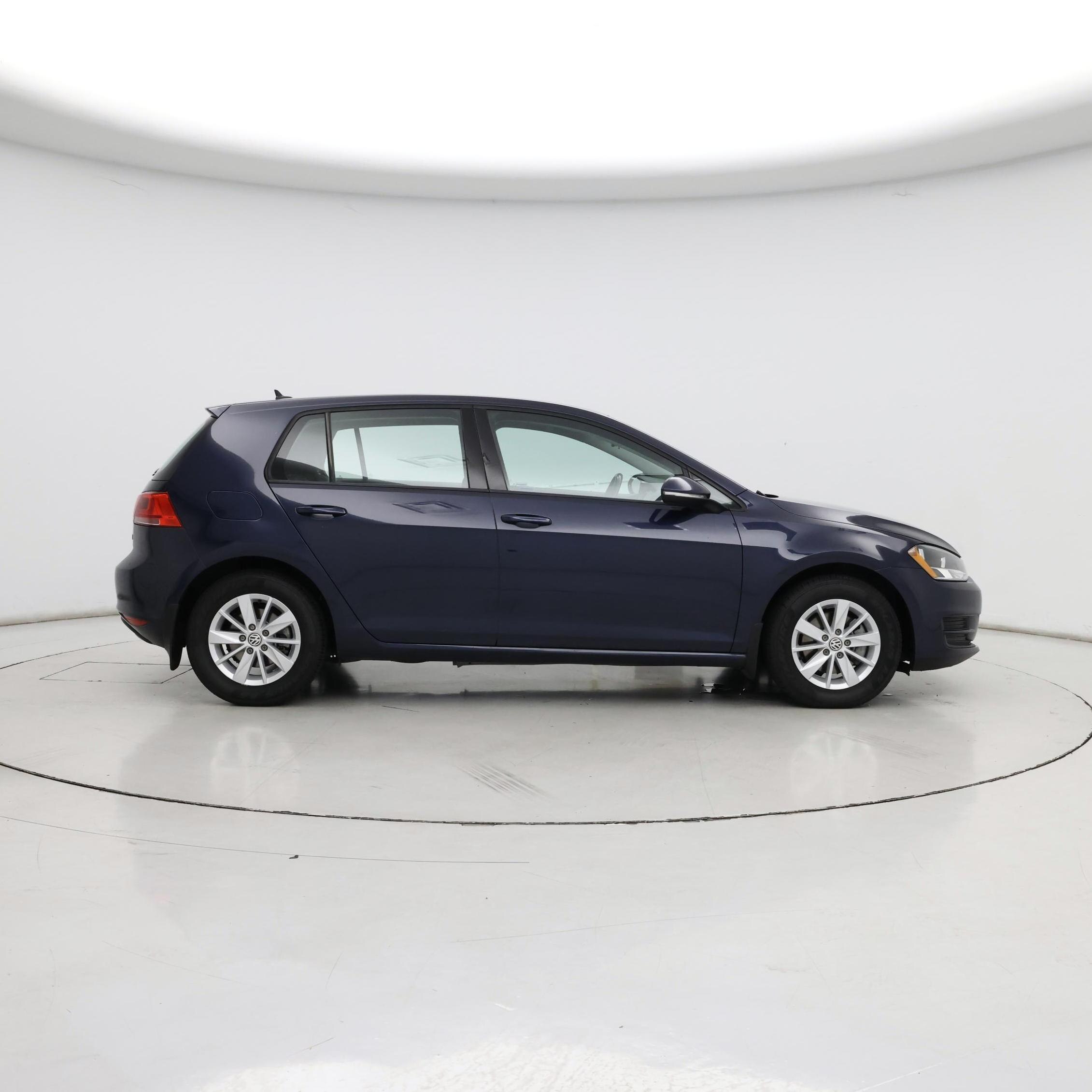 Thumbnail: 2017 Volkswagen Golf - 7