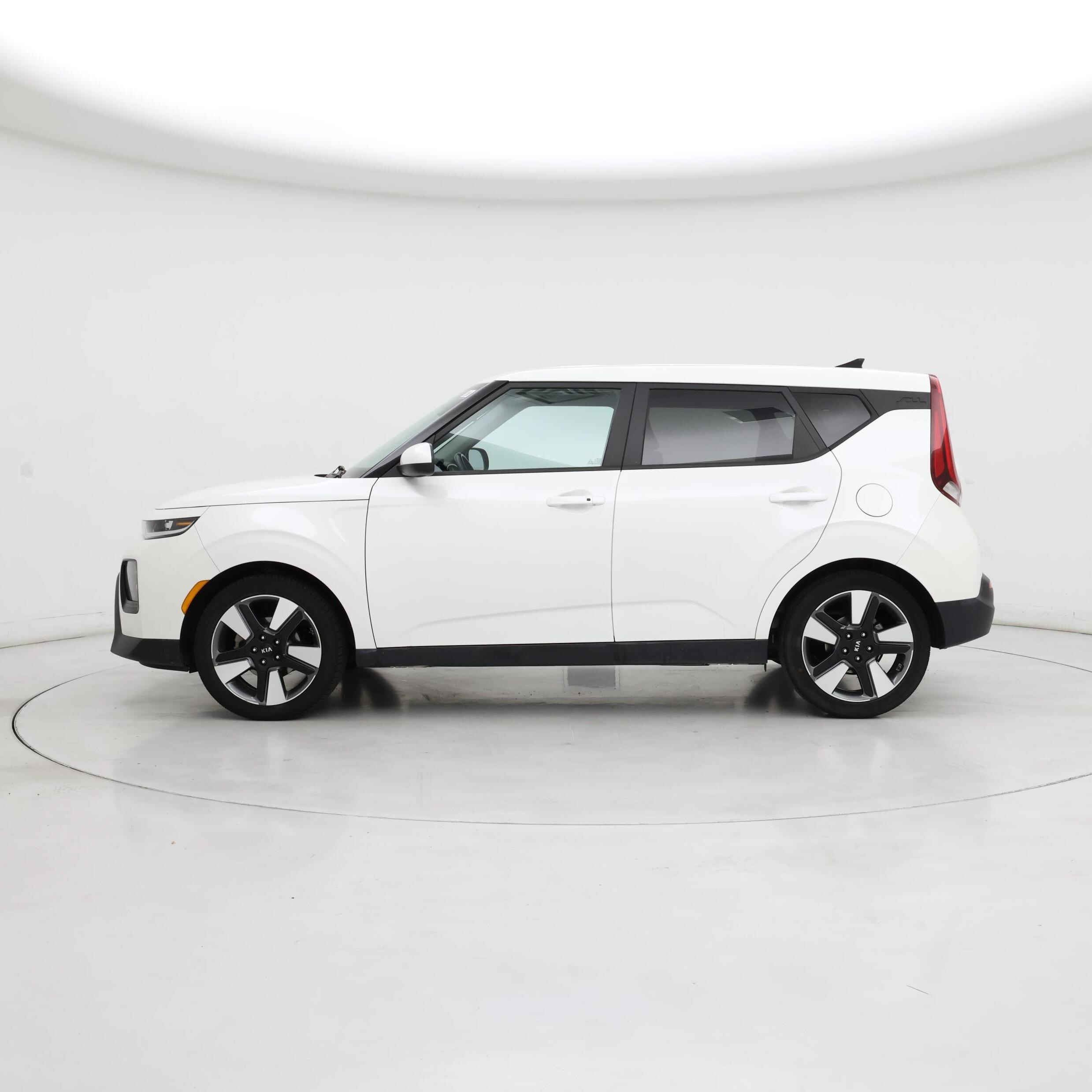 Thumbnail: 2020 Kia Soul - 3