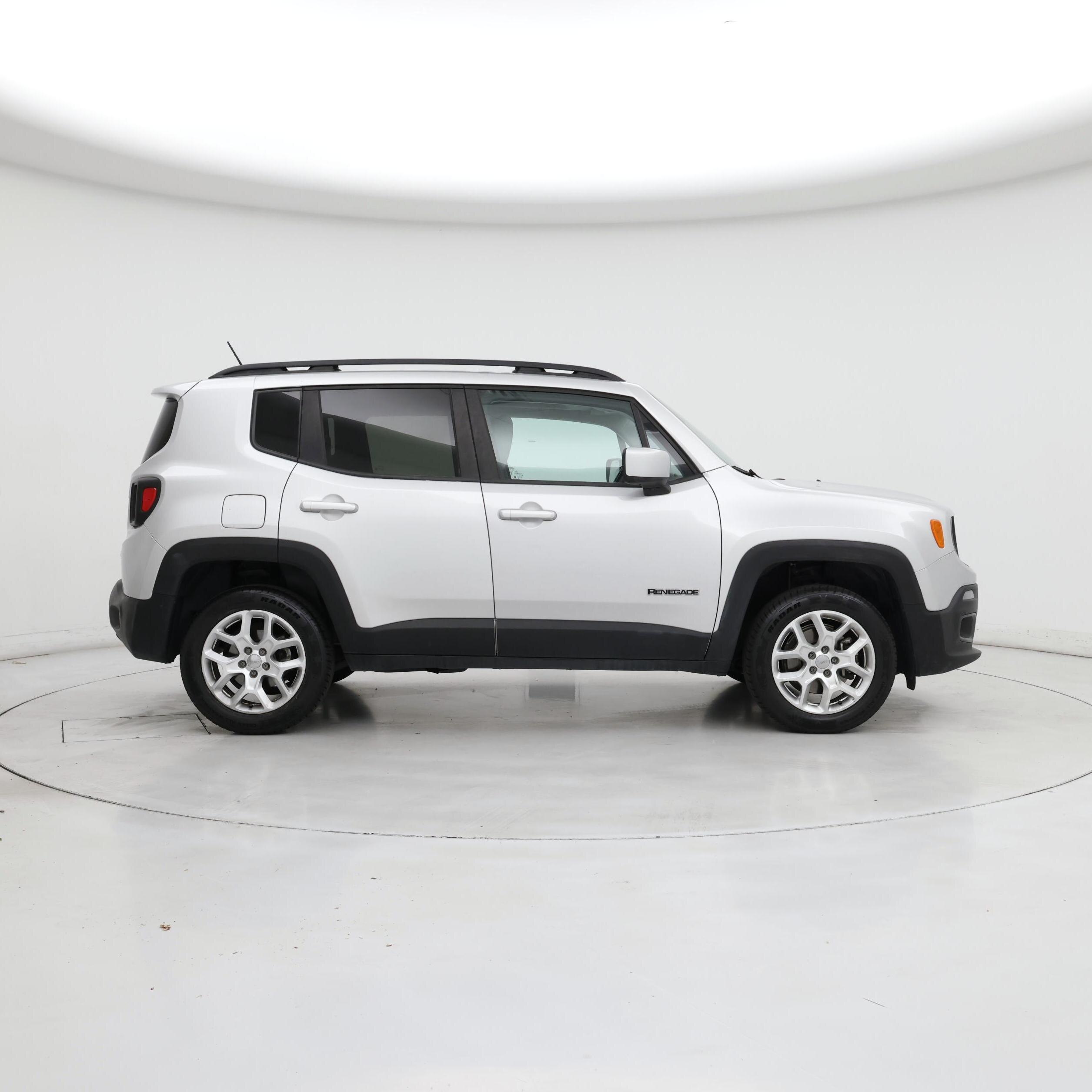Thumbnail: 2015 Jeep Renegade - 7