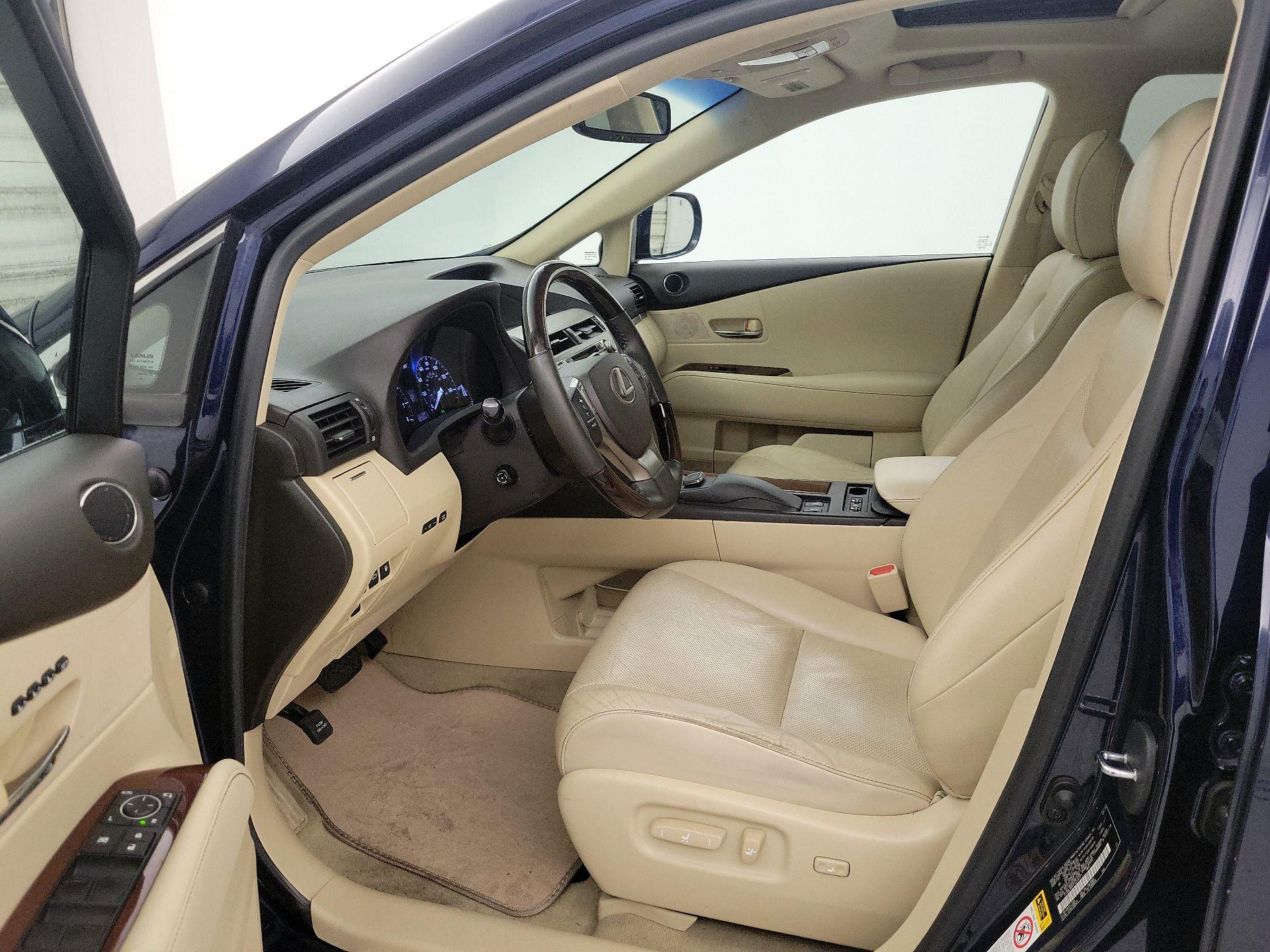 Thumbnail: 2015 Lexus RX - 9