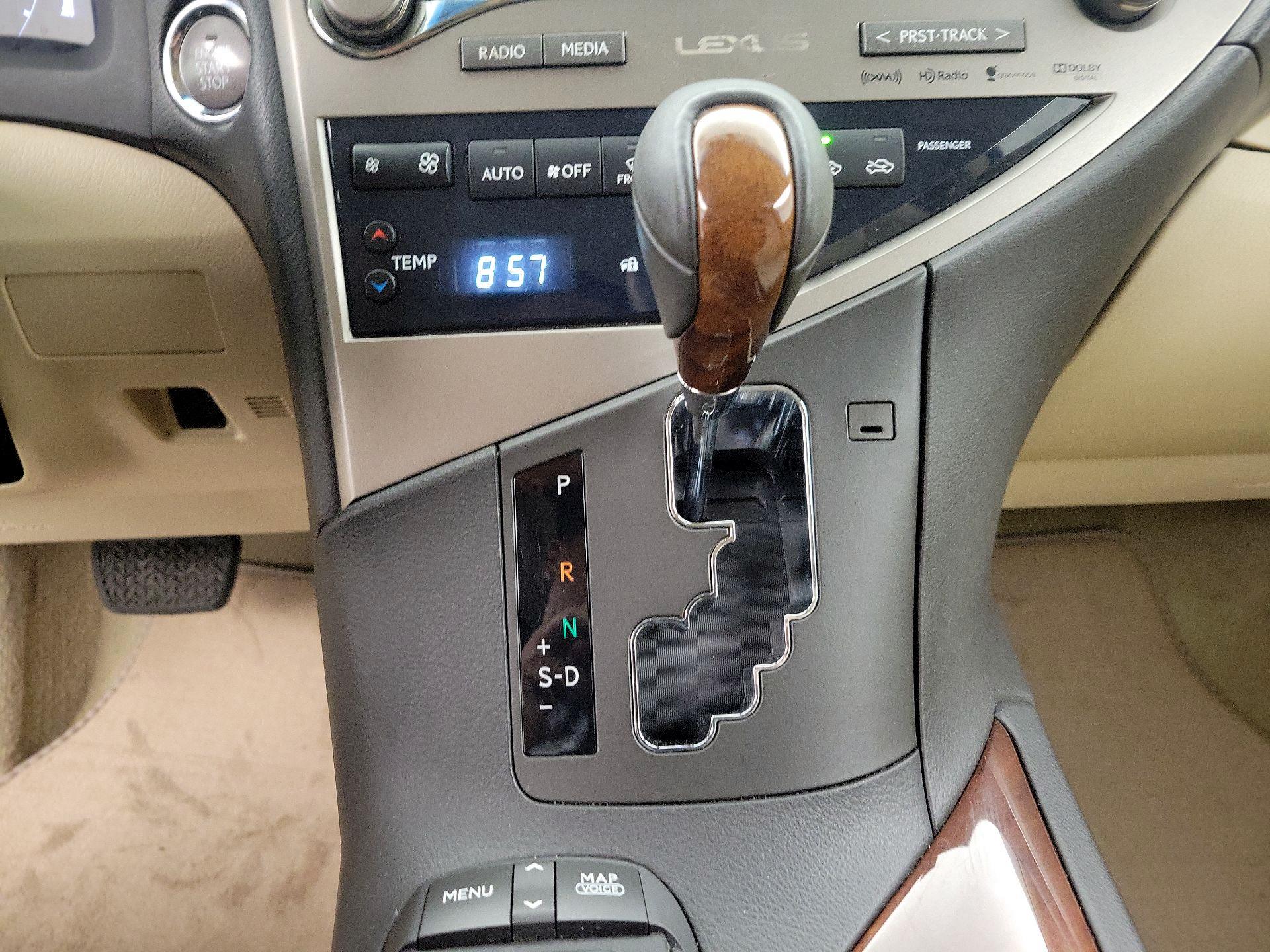 Thumbnail: 2015 Lexus RX - 15