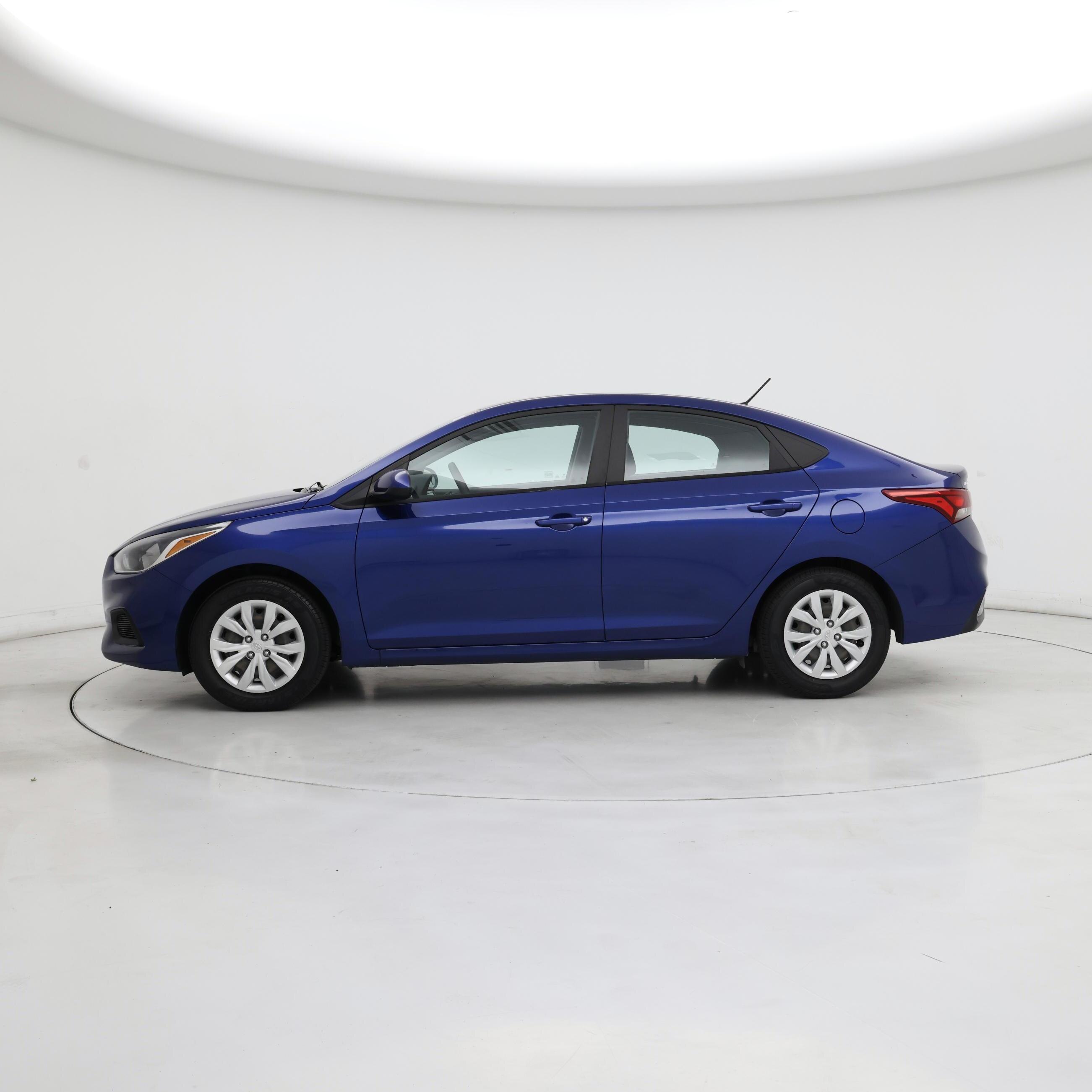 Thumbnail: 2022 Hyundai Accent - 3