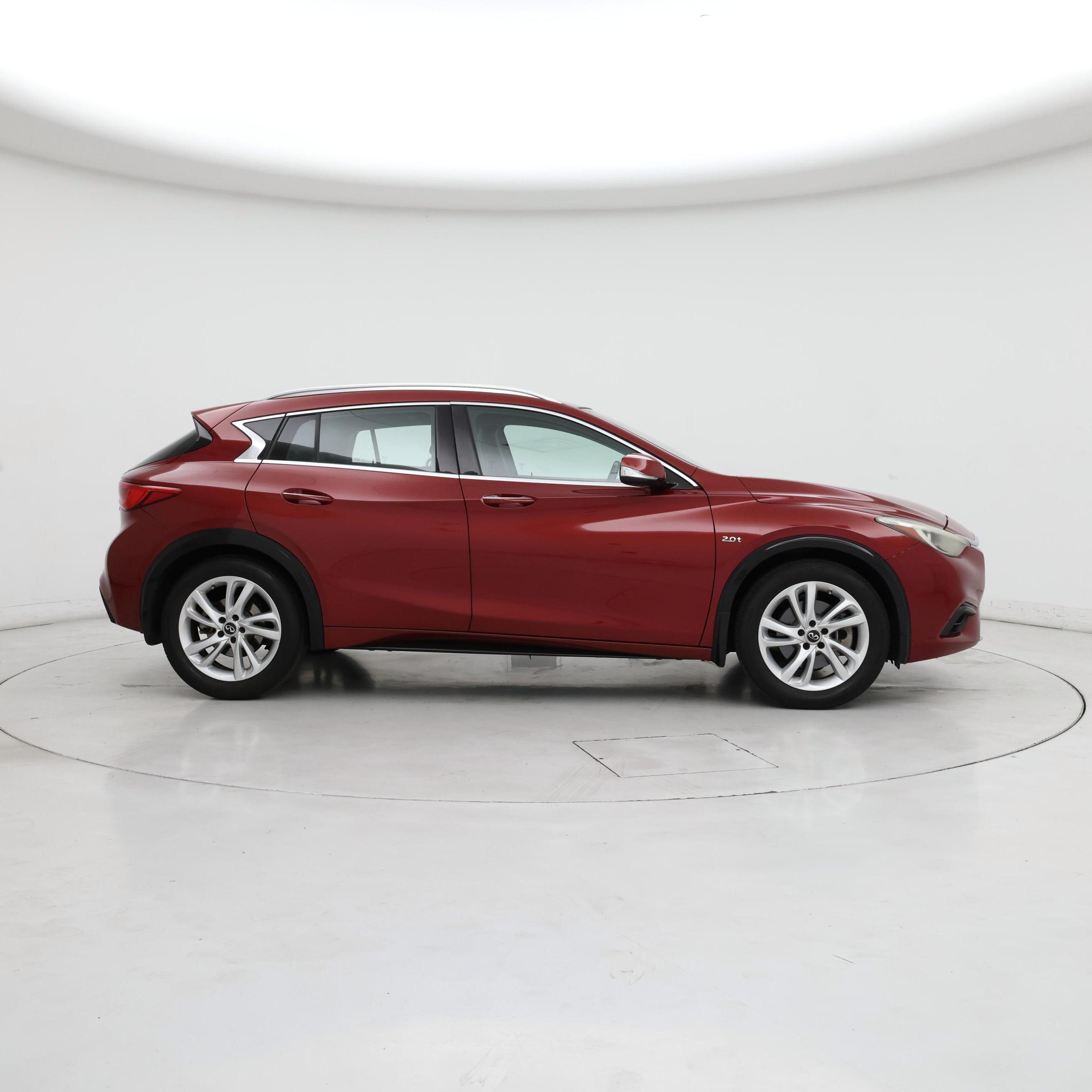 Thumbnail: 2019 INFINITI QX30 - 7