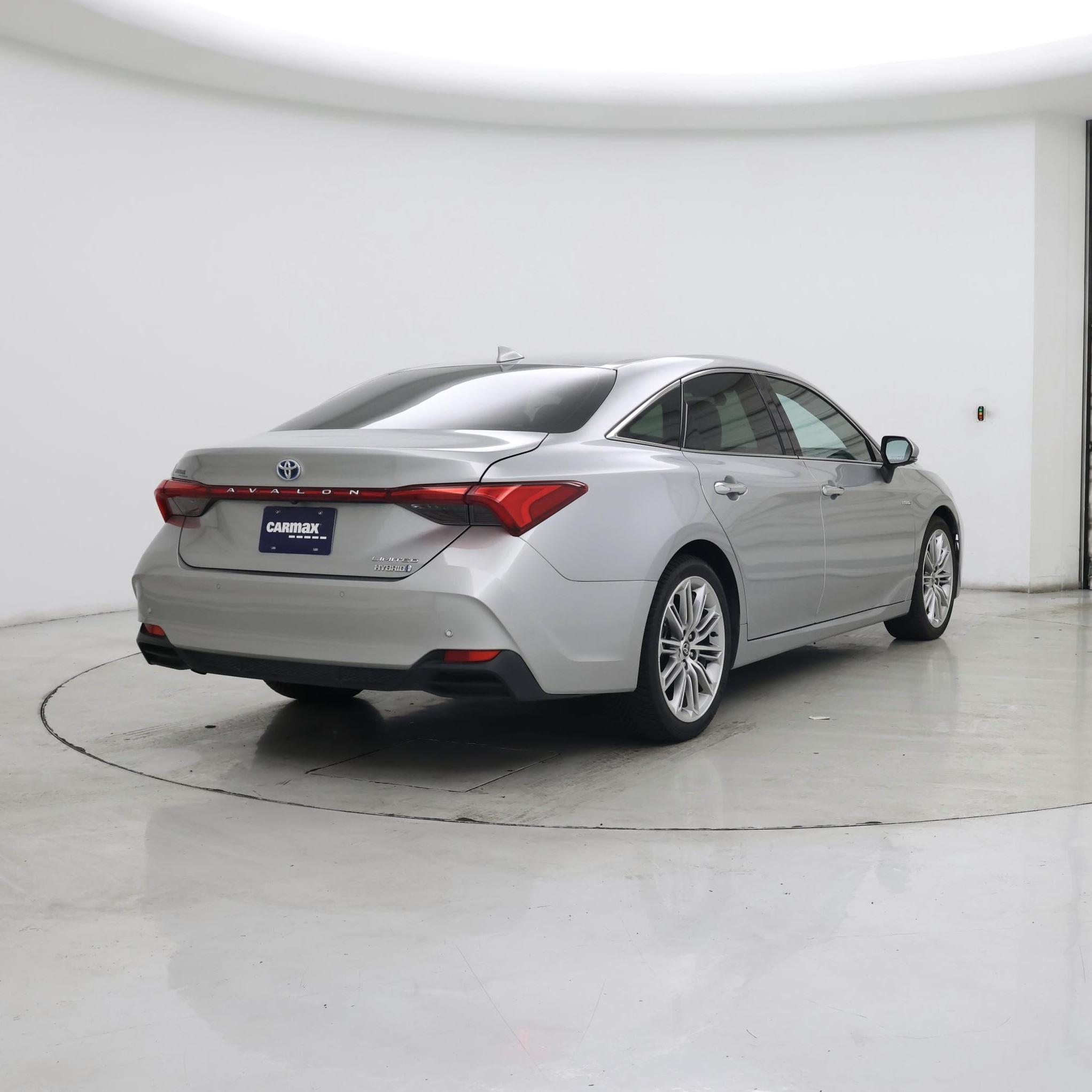 Thumbnail: 2021 Toyota Avalon - 8