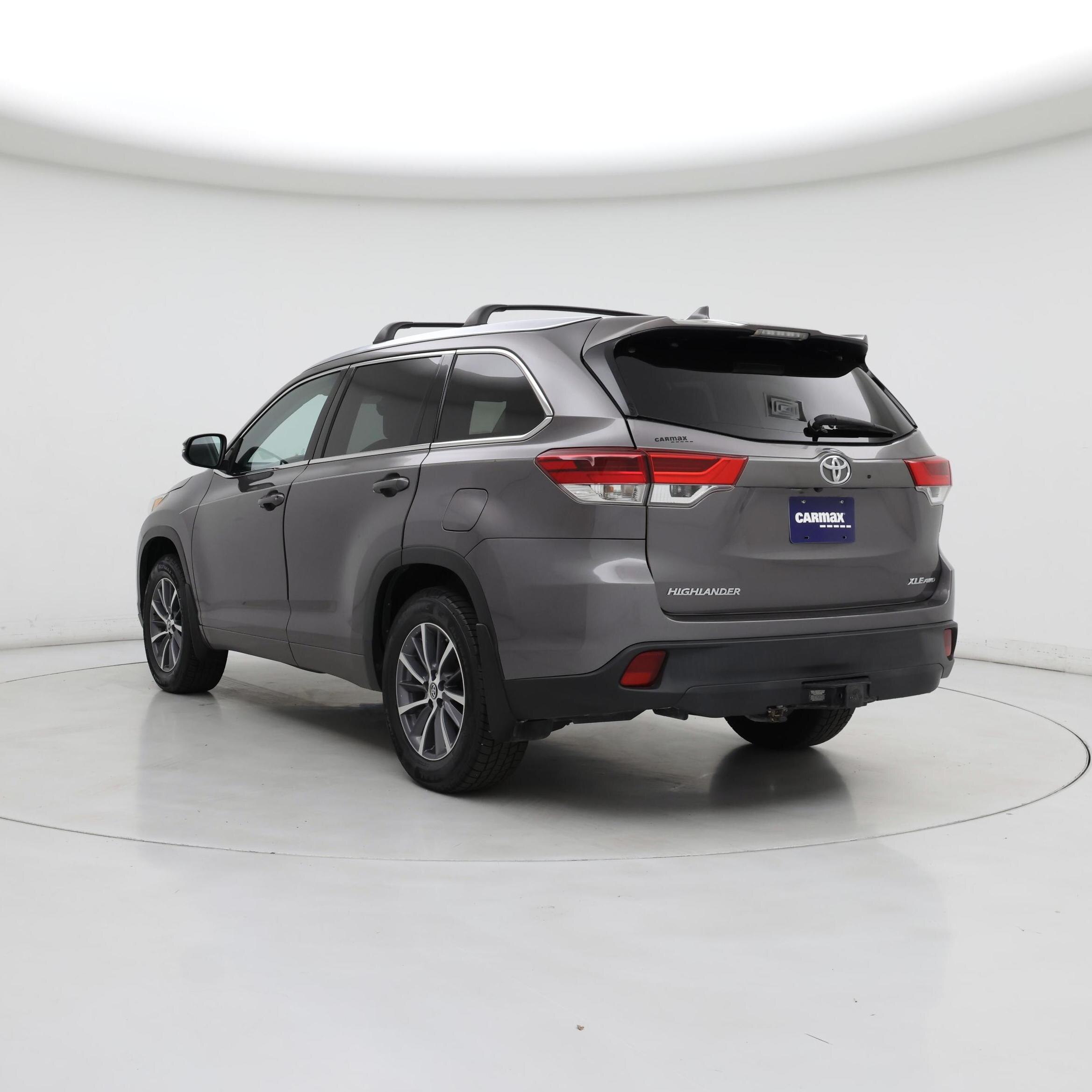 Thumbnail: 2018 Toyota Highlander - 2
