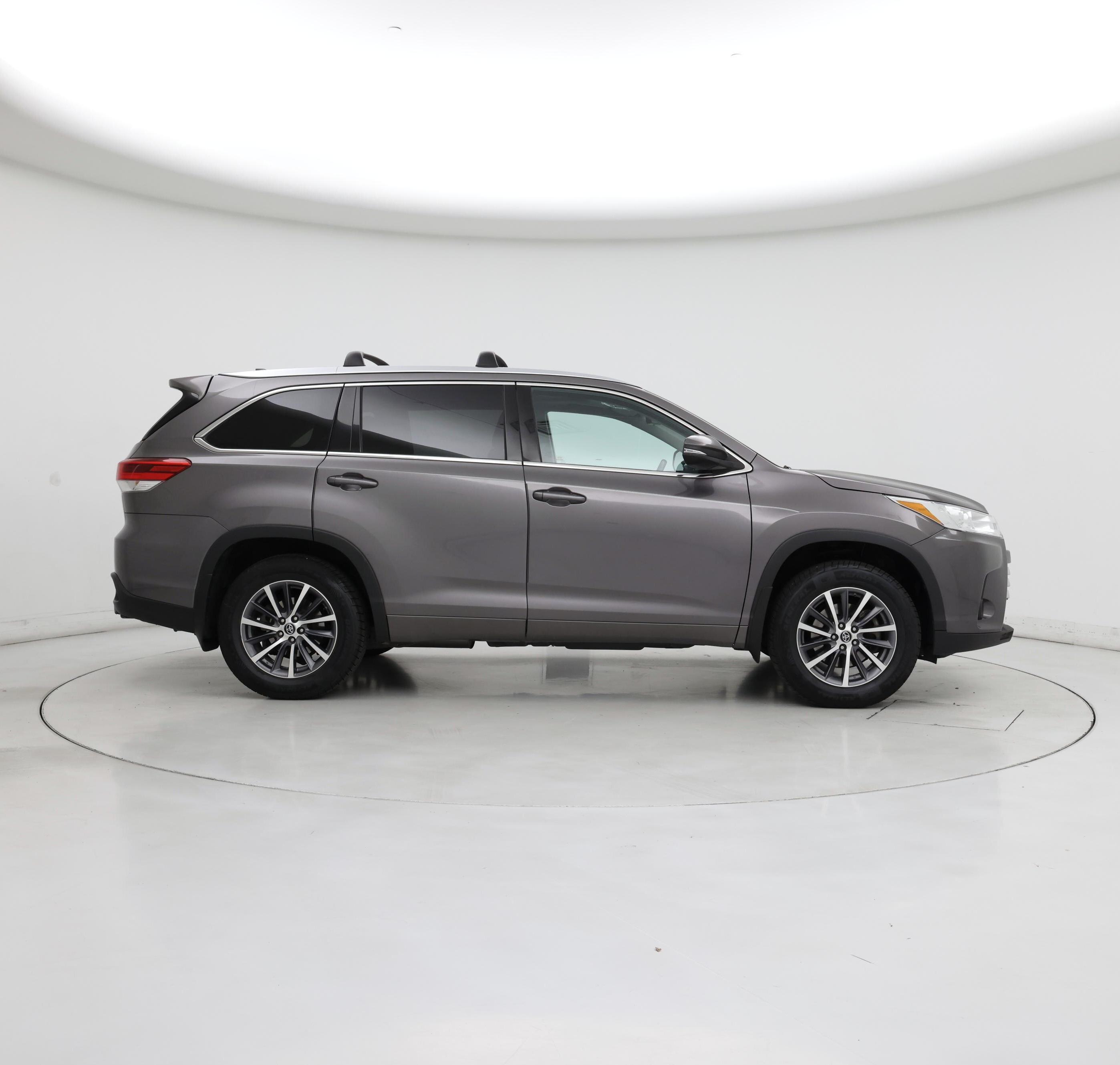 Thumbnail: 2018 Toyota Highlander - 7