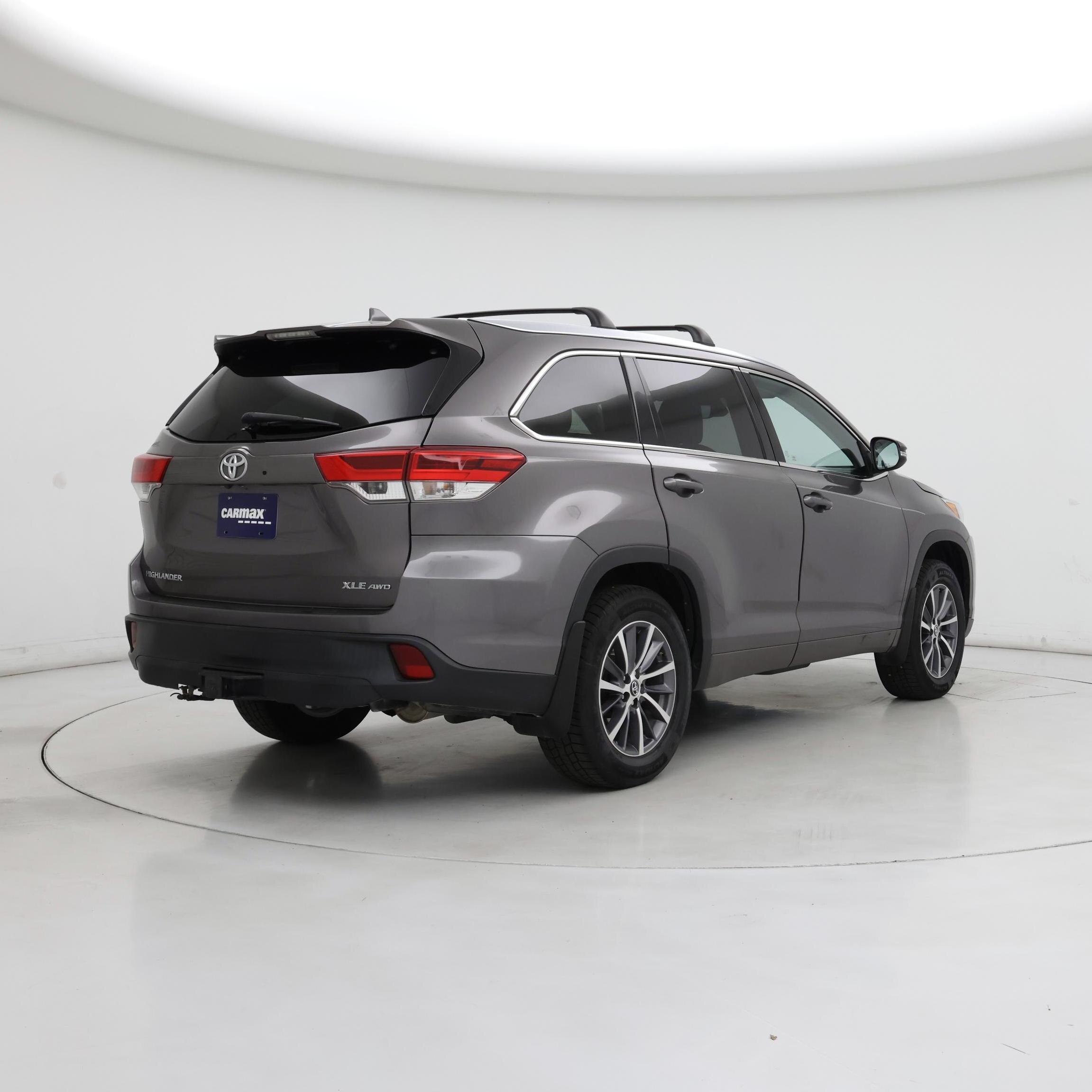 Thumbnail: 2018 Toyota Highlander - 8