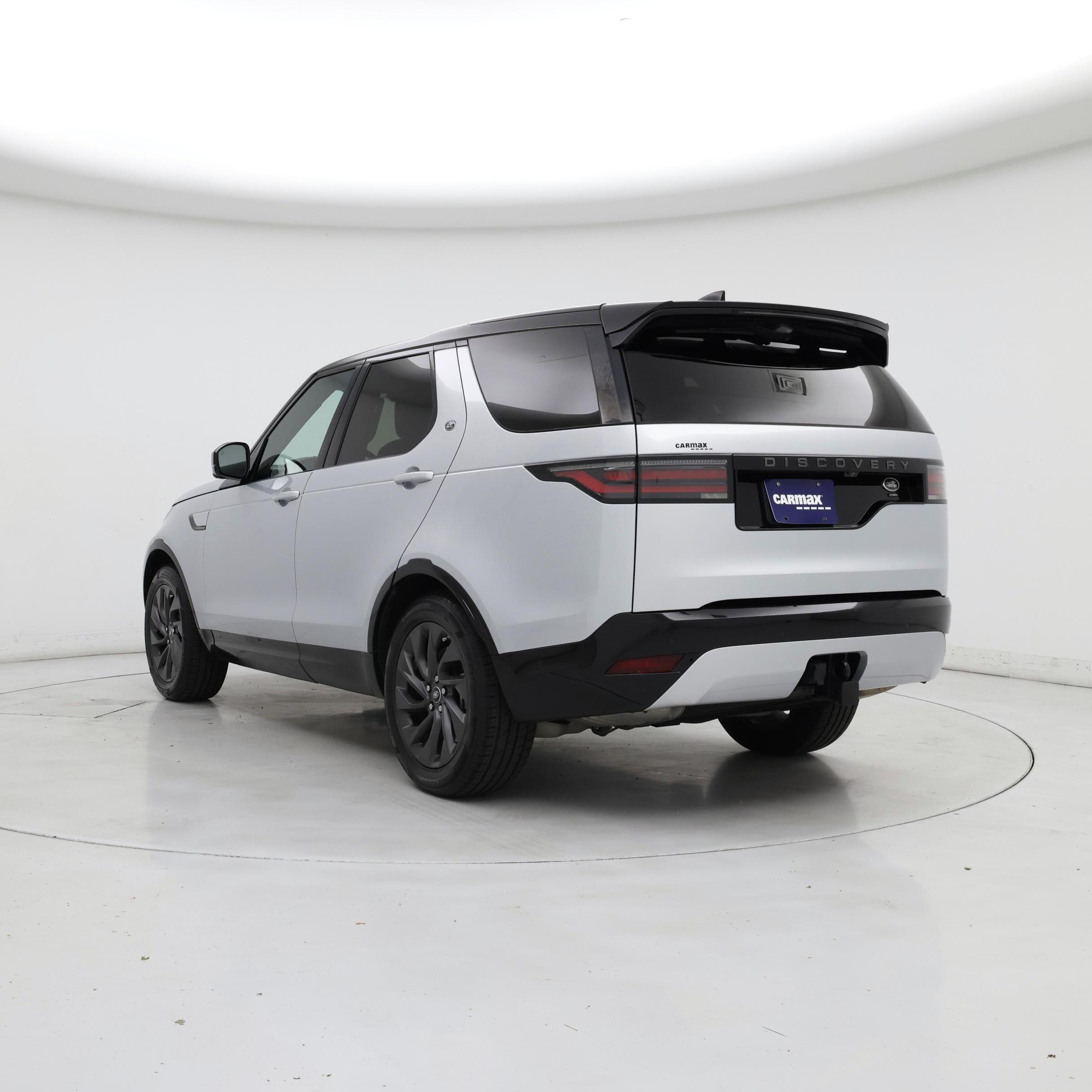 Thumbnail: 2022 Land Rover Discovery - 2
