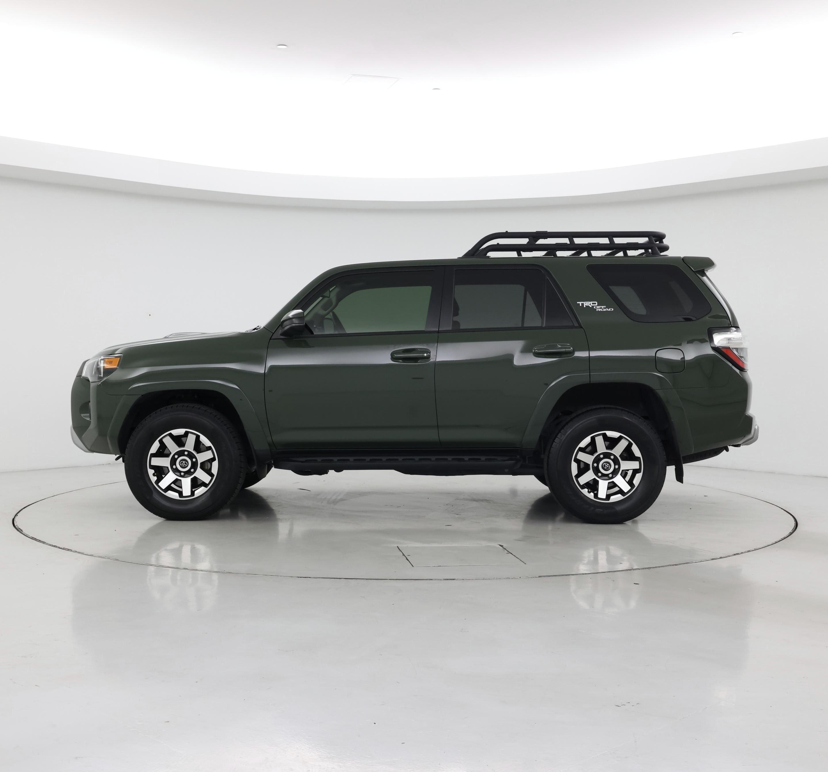 Thumbnail: 2022 Toyota 4Runner - 3