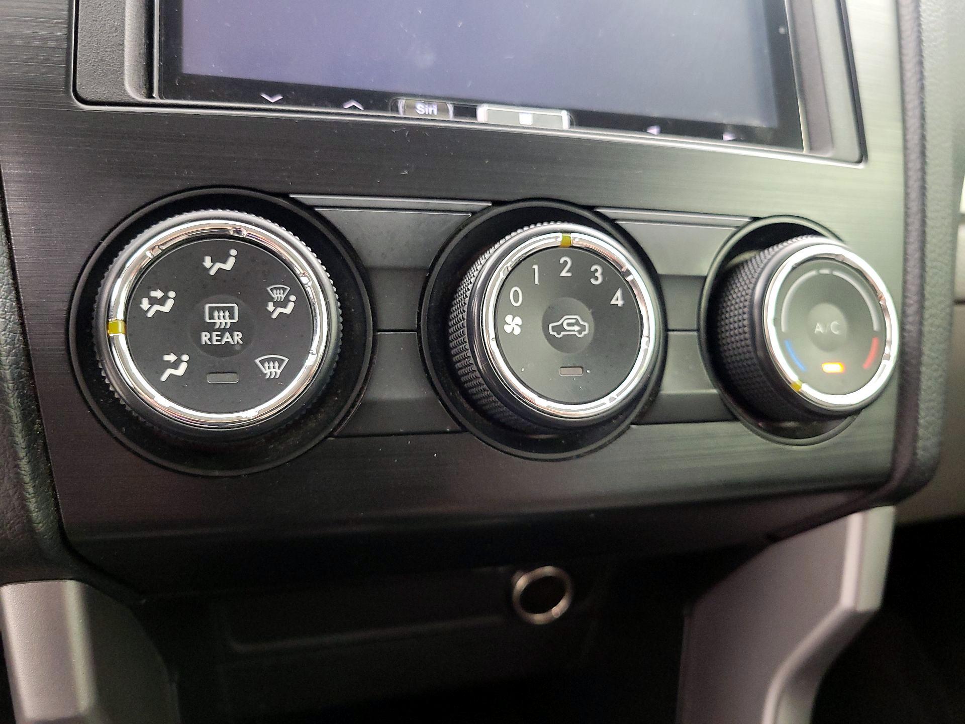 Thumbnail: 2014 Subaru Forester - 16