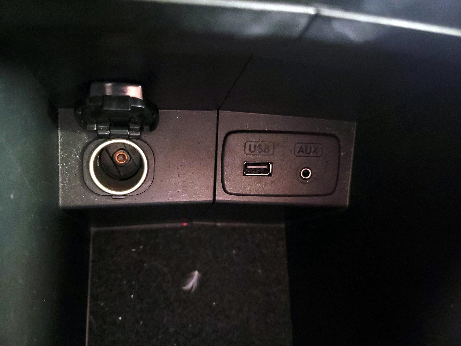 Thumbnail: 2014 Subaru Forester - 18