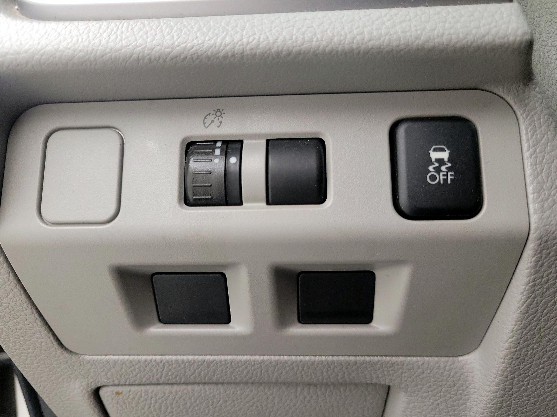 Thumbnail: 2015 Subaru Forester - 13