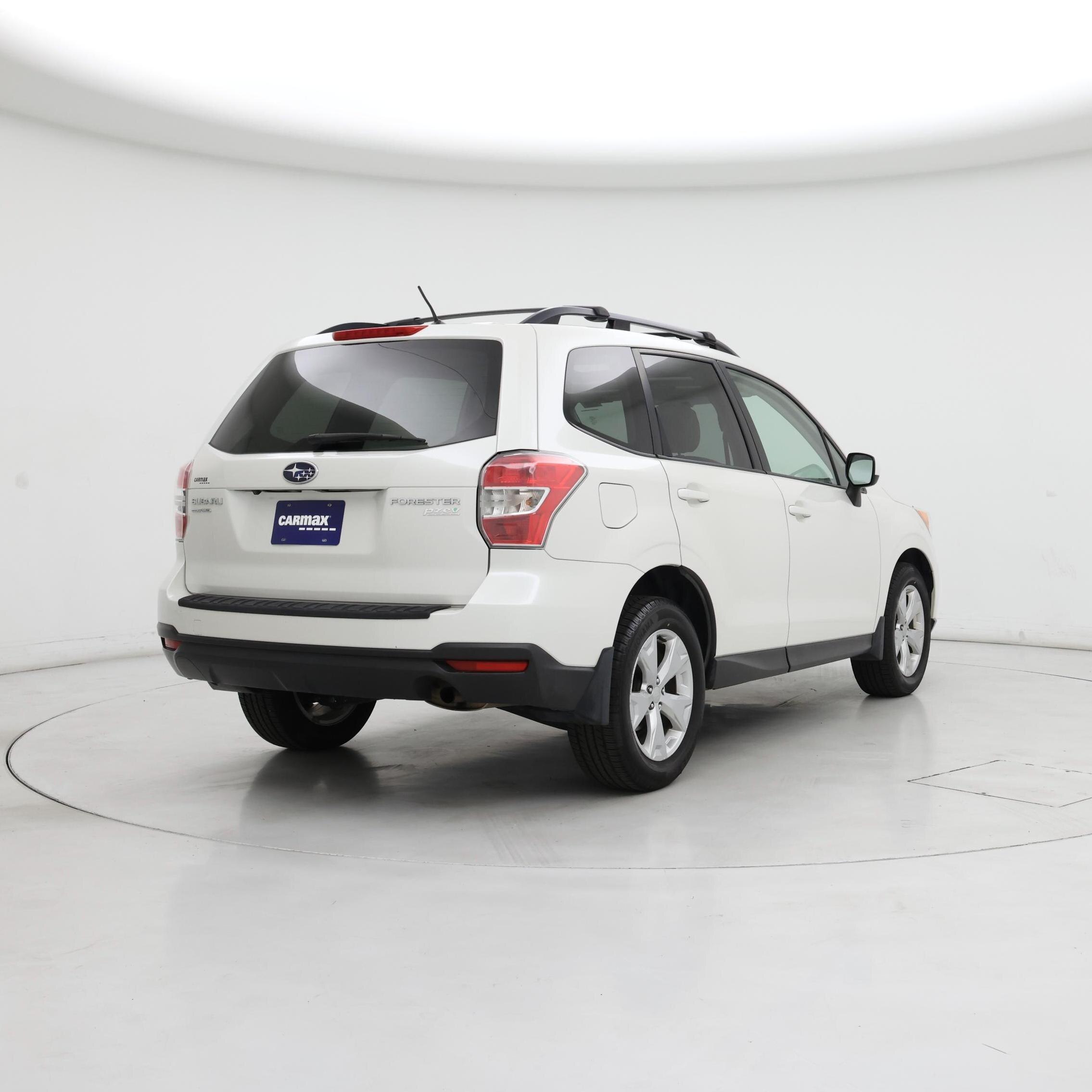 Thumbnail: 2015 Subaru Forester - 8