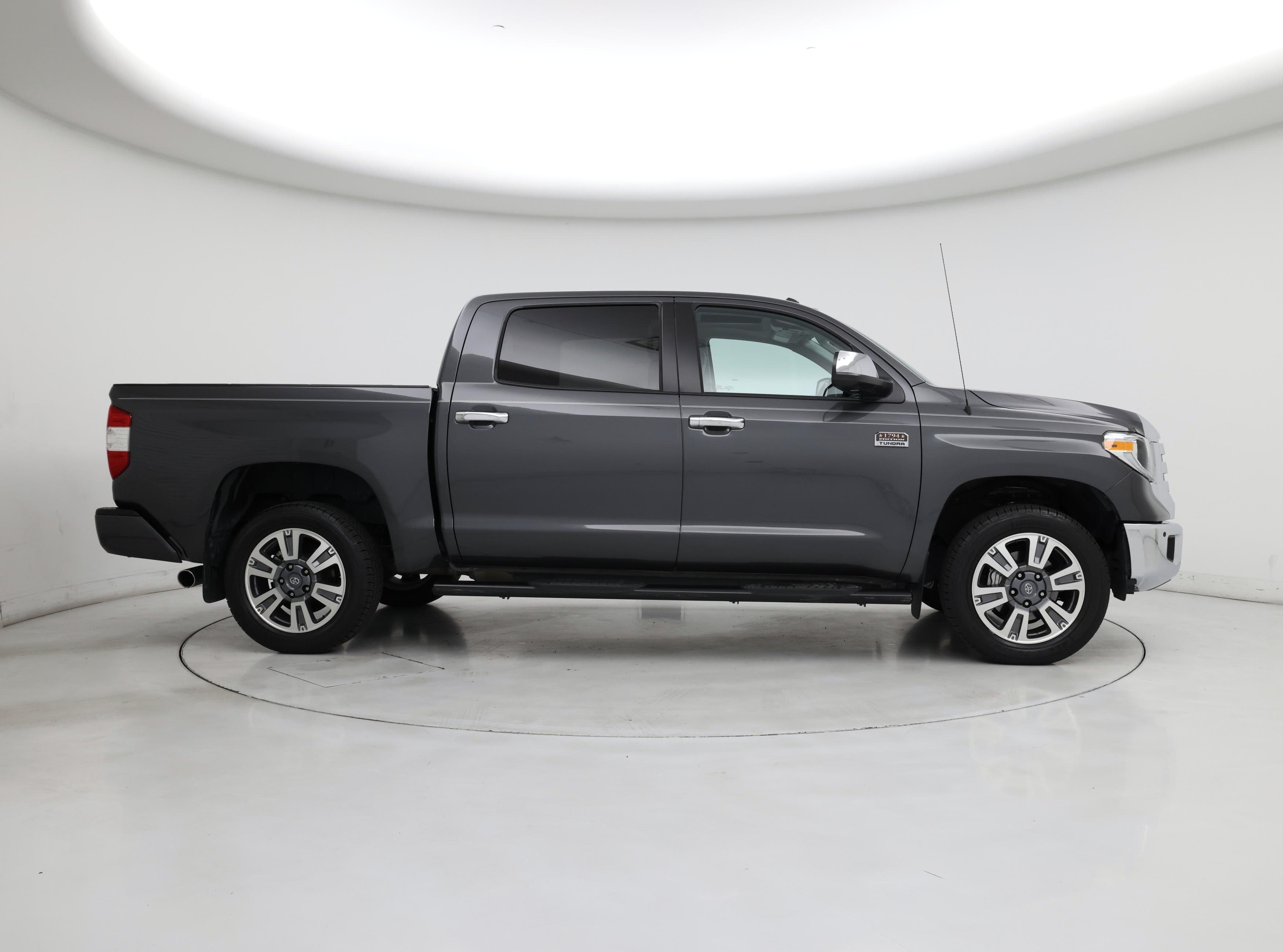 Thumbnail: 2019 Toyota Tundra - 7
