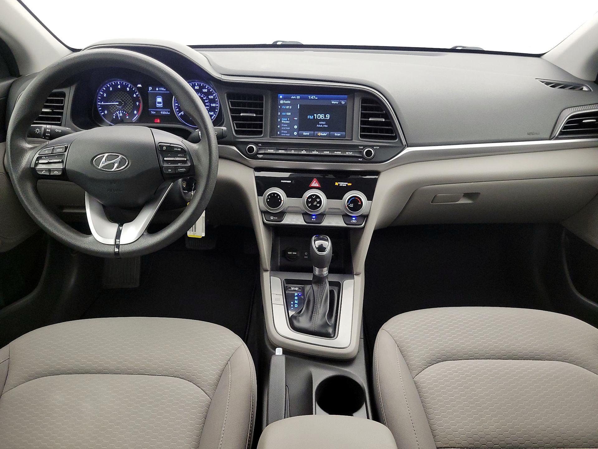 Thumbnail: 2019 Hyundai Elantra - 9