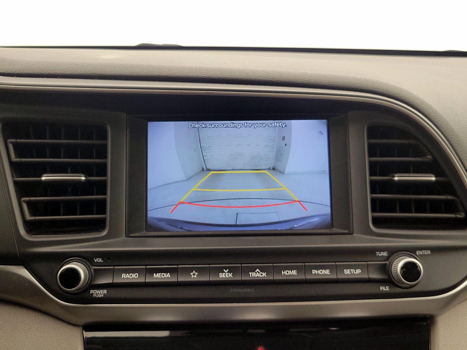 Thumbnail: 2019 Hyundai Elantra - 14