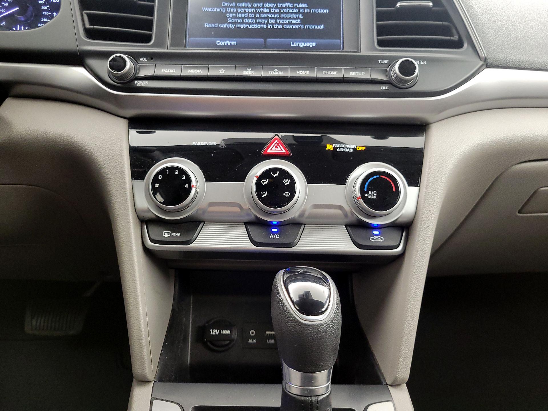 Thumbnail: 2019 Hyundai Elantra - 16