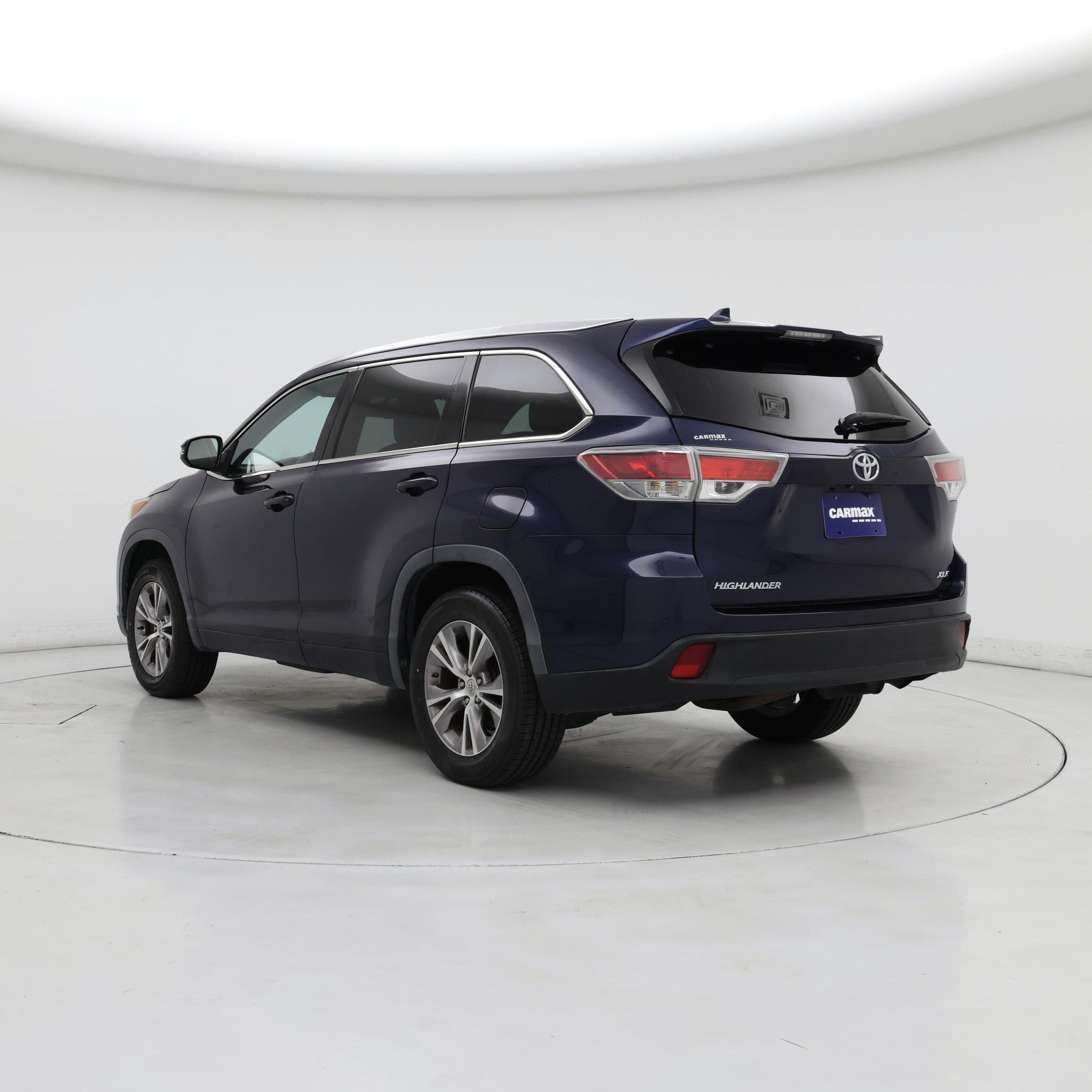 Thumbnail: 2015 Toyota Highlander - 2