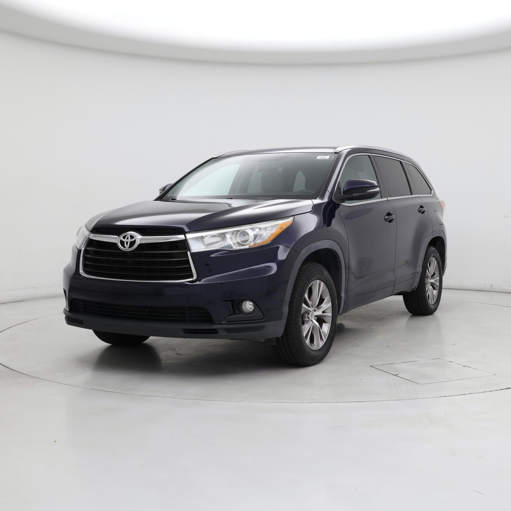 Thumbnail: 2015 Toyota Highlander - 4