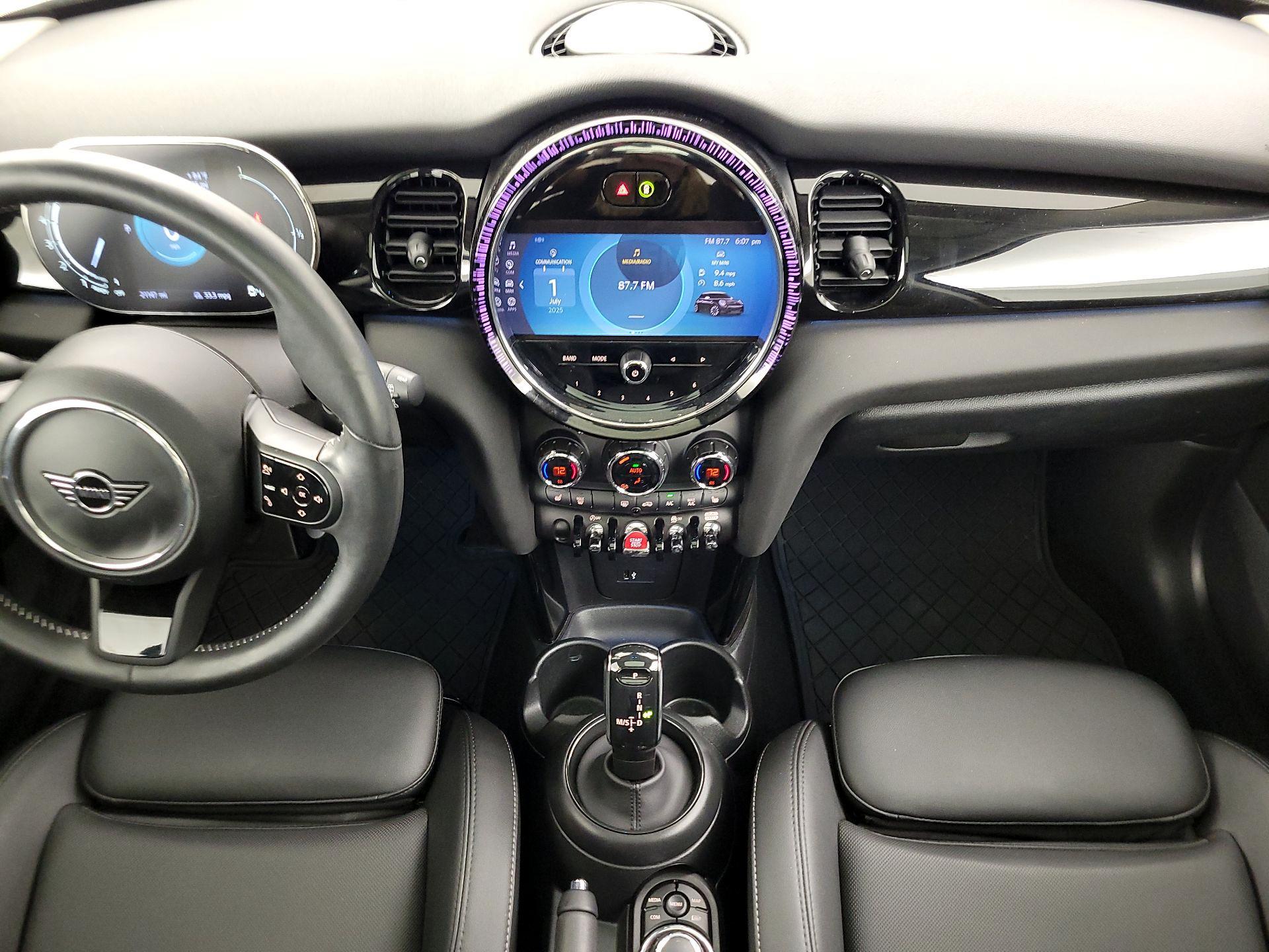 Thumbnail: 2023 MINI Cooper Hardtop - 9