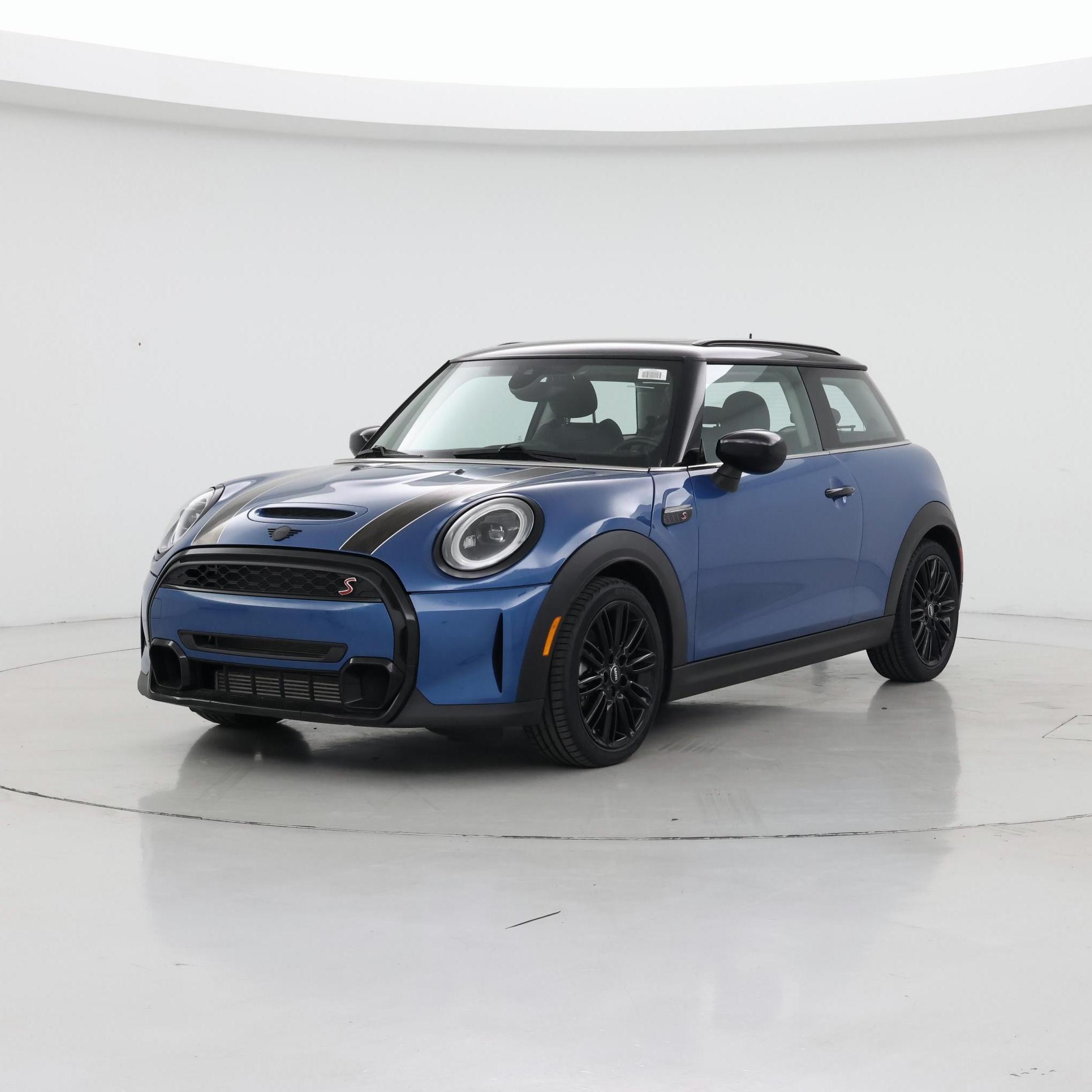 Thumbnail: 2023 MINI Cooper Hardtop - 4