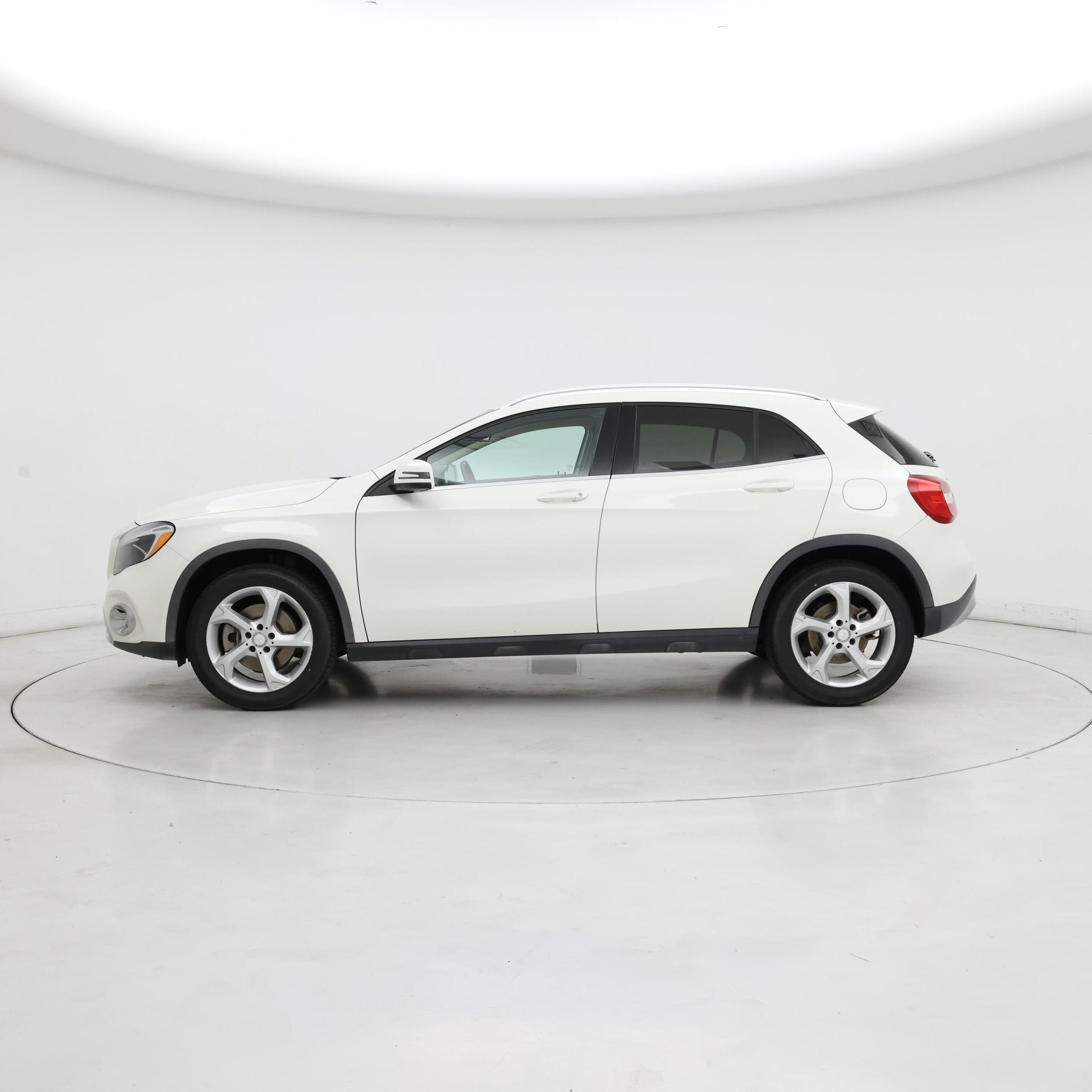 Thumbnail: 2018 Mercedes-Benz GLA - 3