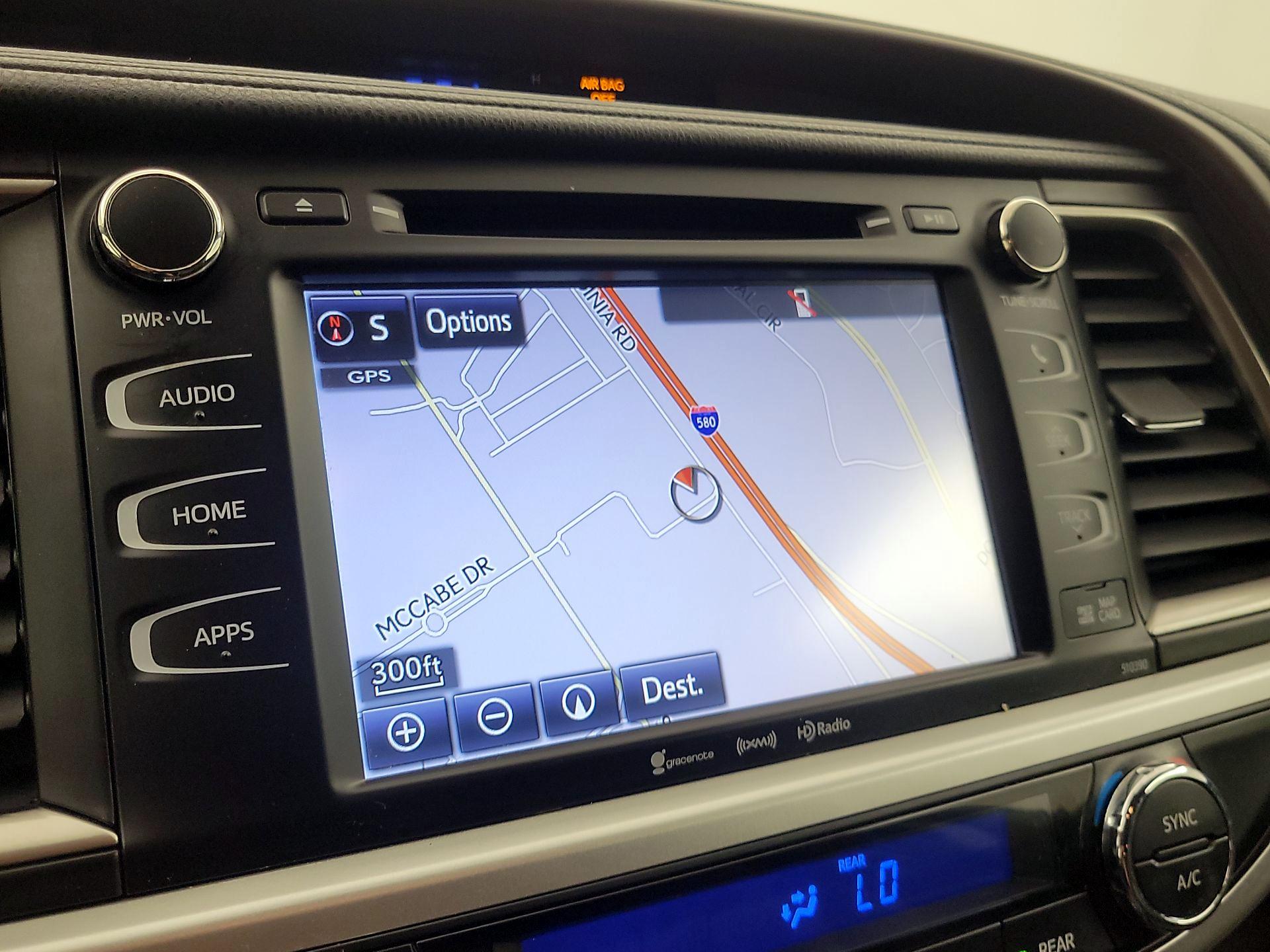 Thumbnail: 2018 Toyota Highlander - 14