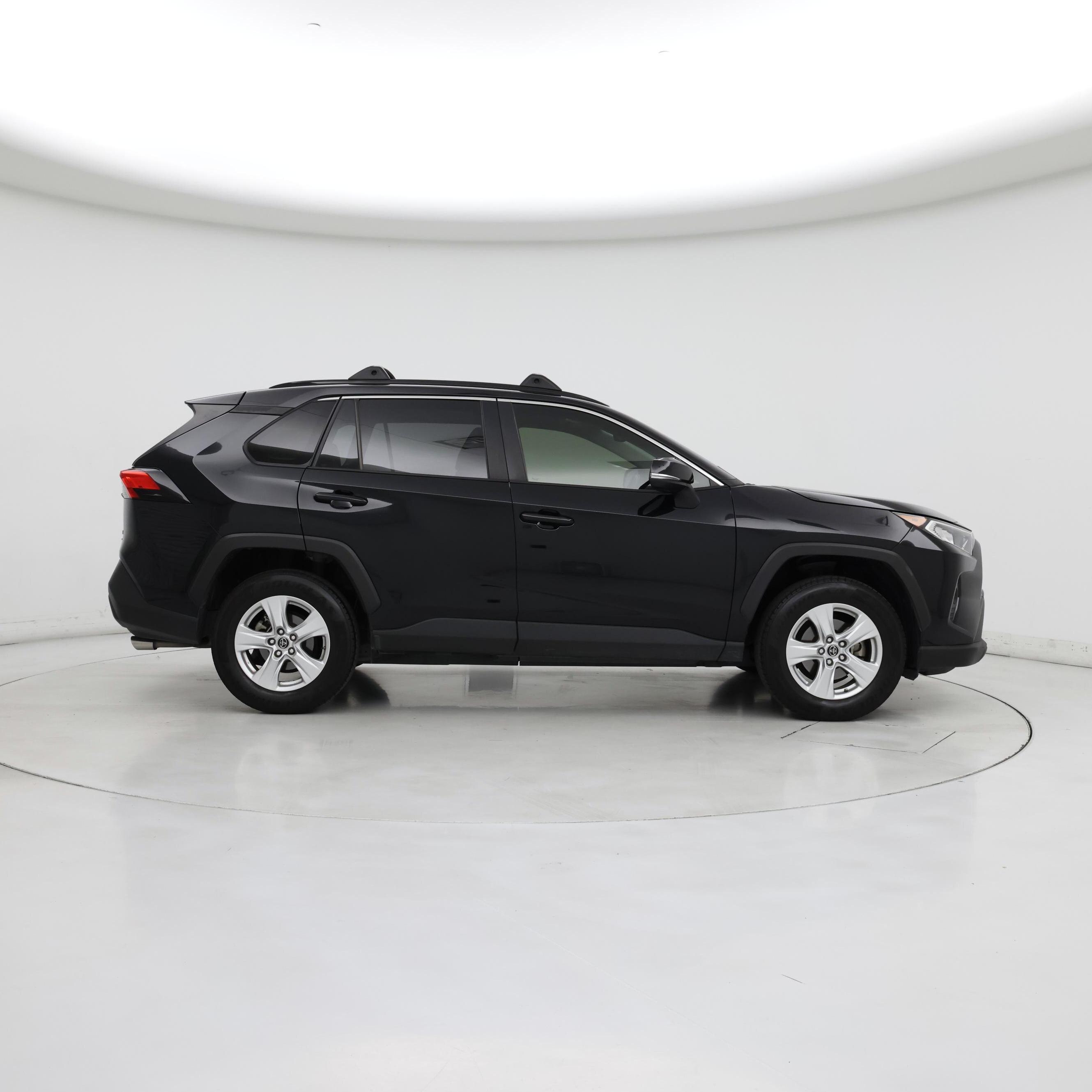Thumbnail: 2019 Toyota RAV4 - 7