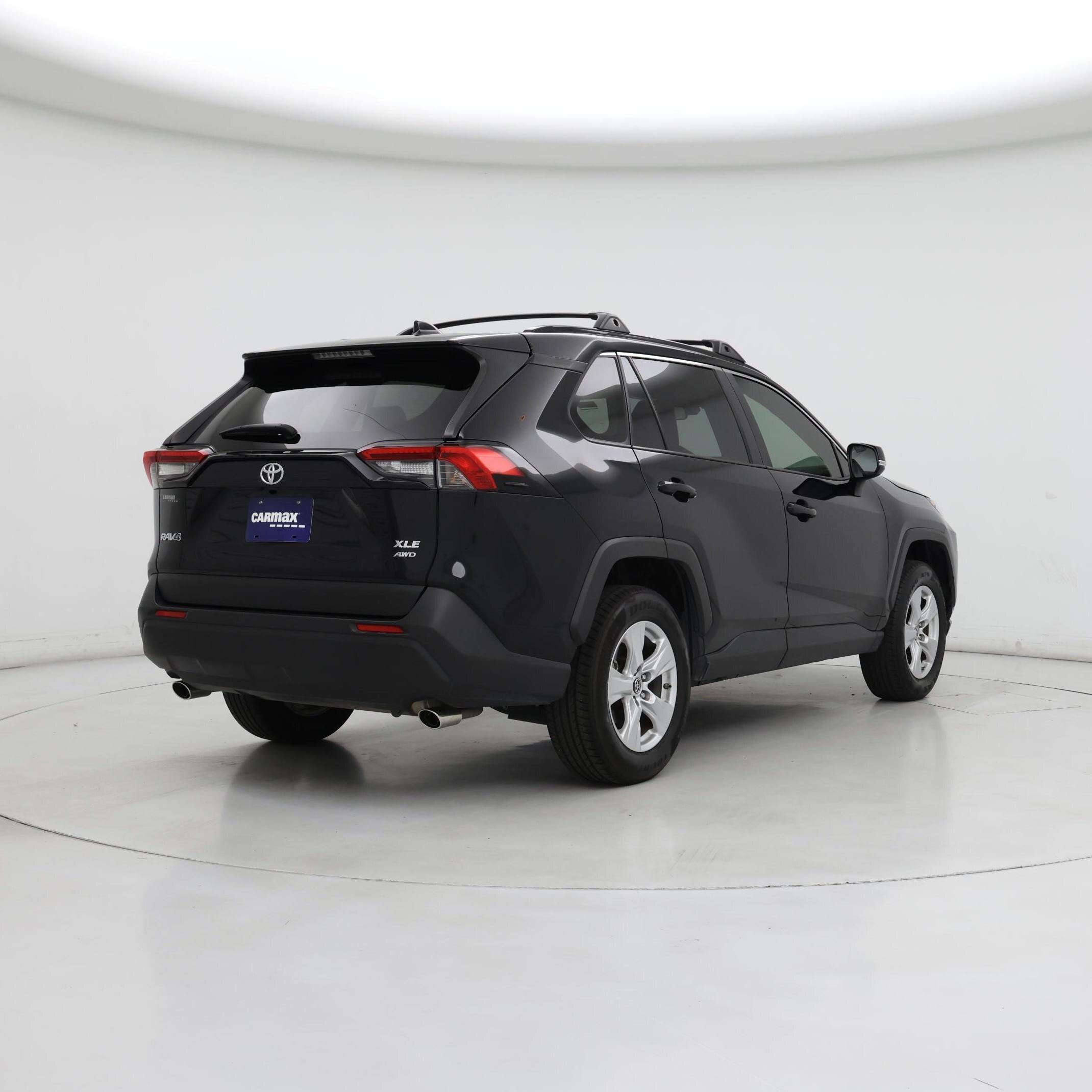 Thumbnail: 2019 Toyota RAV4 - 8
