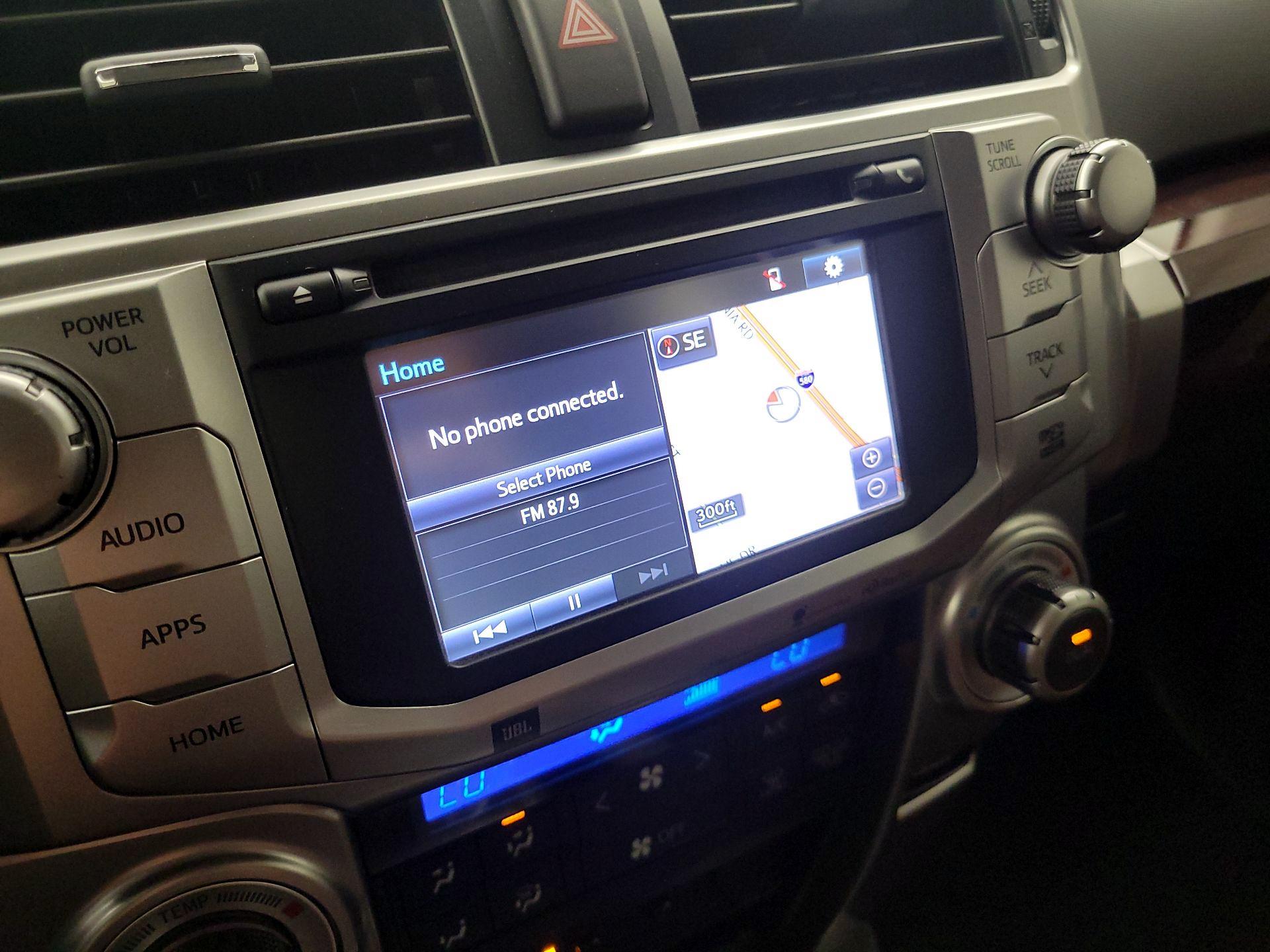 Thumbnail: 2015 Toyota 4Runner - 16