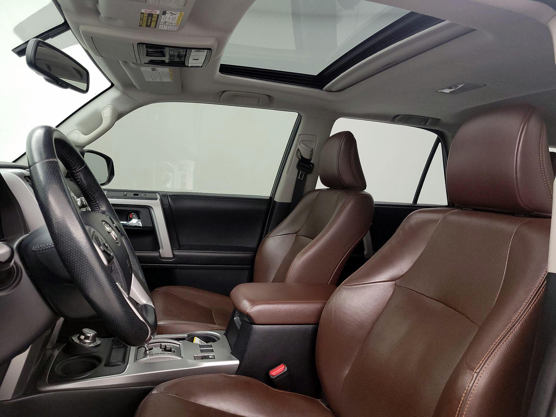 Thumbnail: 2015 Toyota 4Runner - 20
