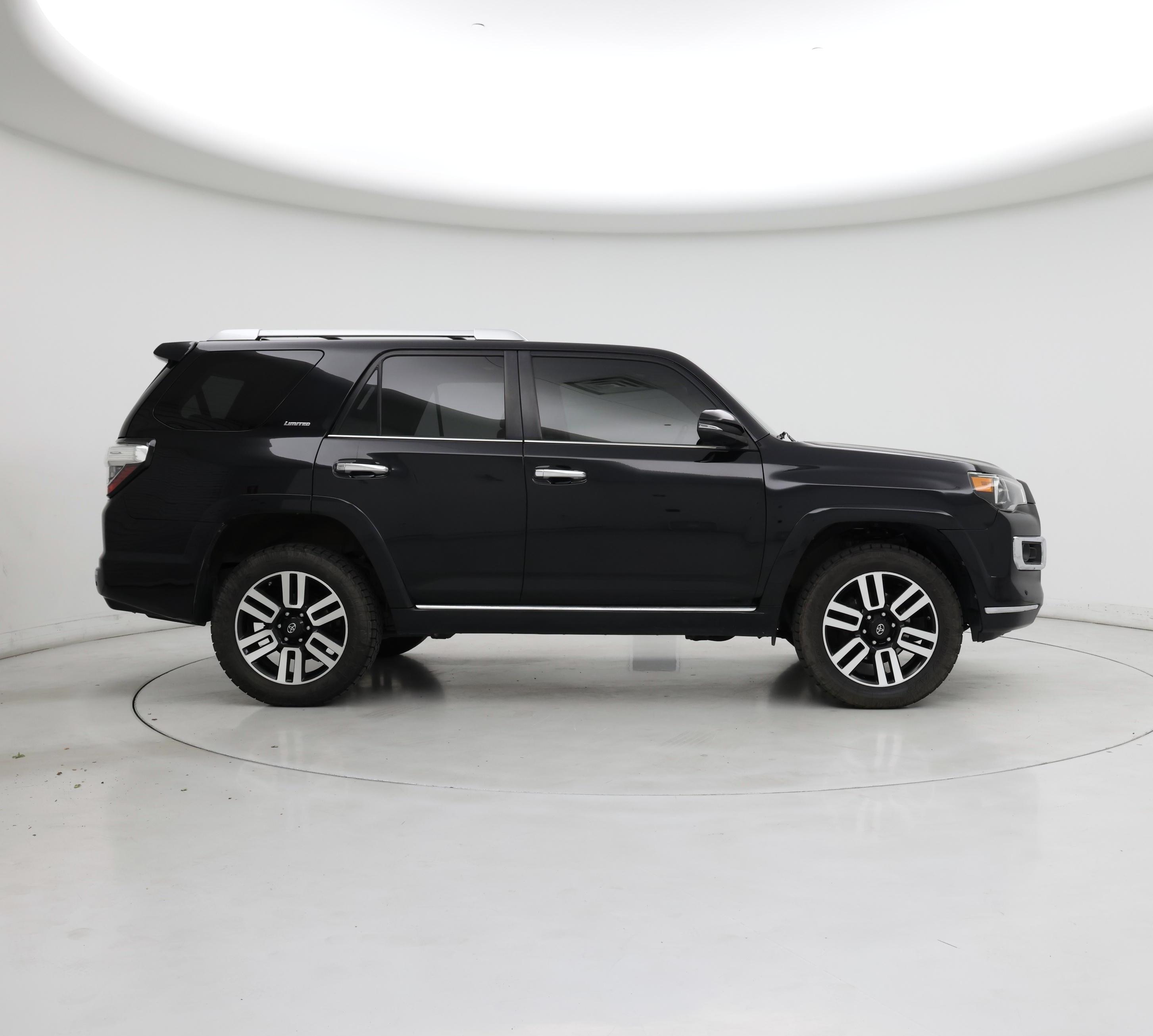 Thumbnail: 2015 Toyota 4Runner - 7