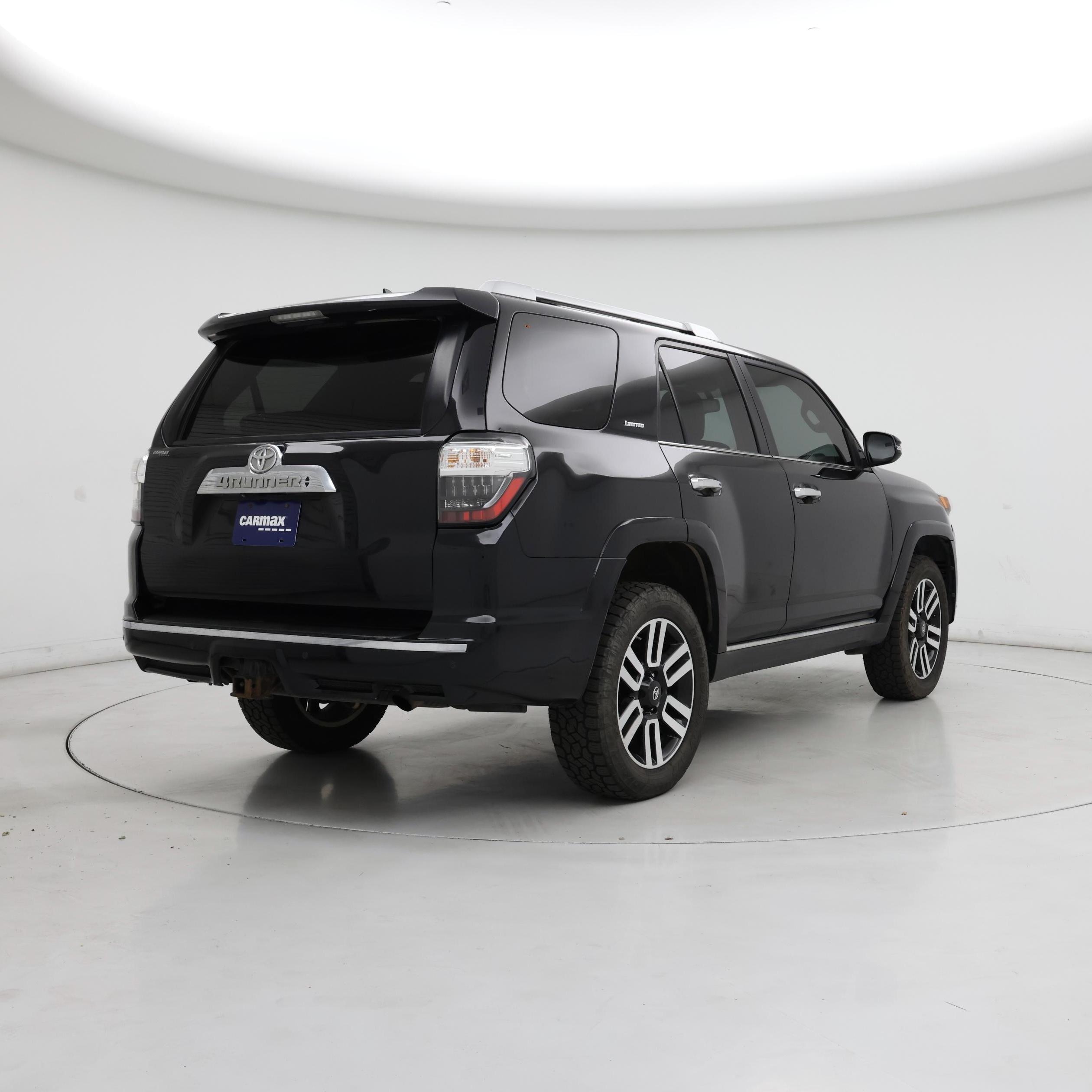 Thumbnail: 2015 Toyota 4Runner - 8