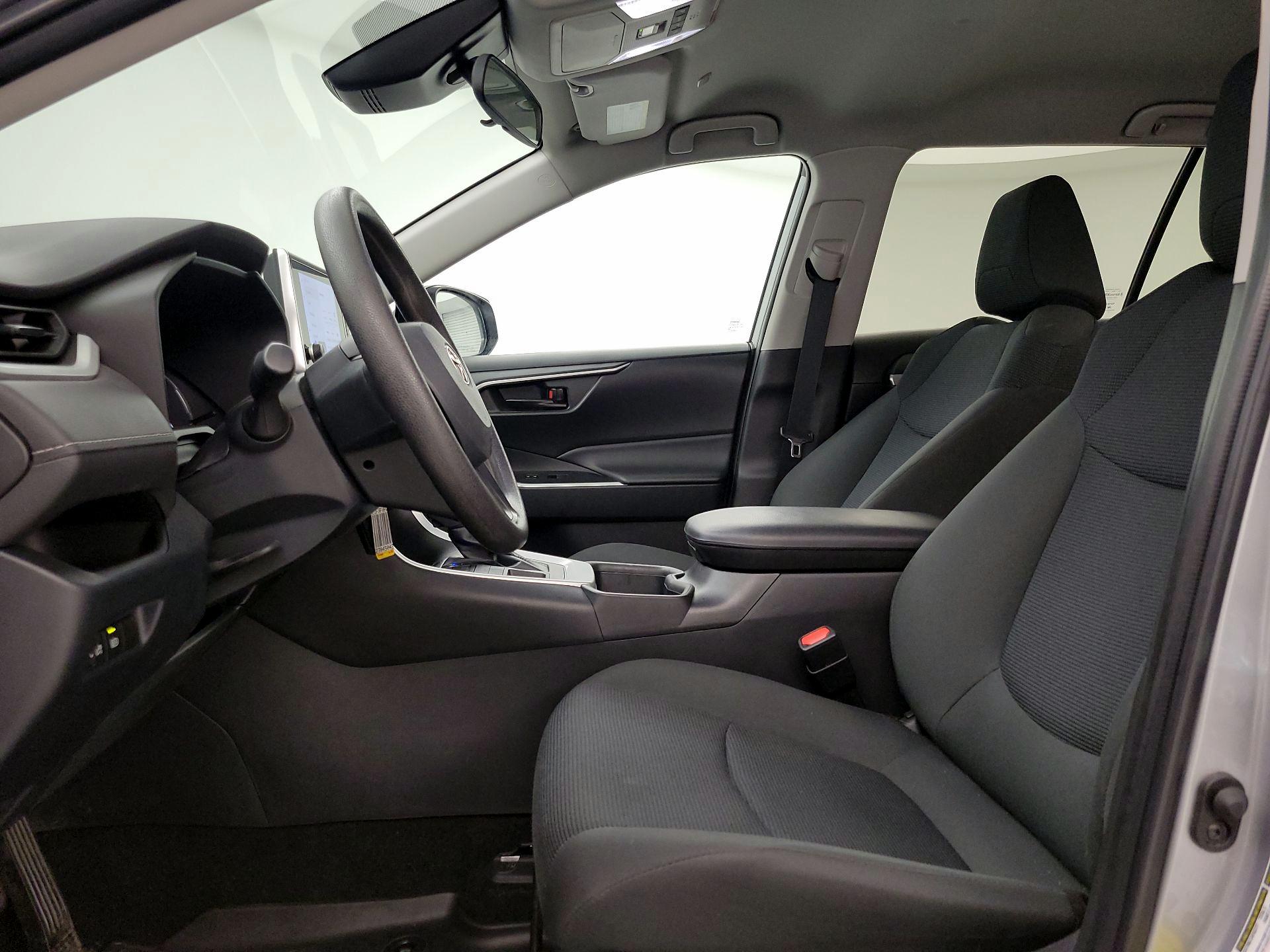 Thumbnail: 2023 Toyota RAV4 - 11